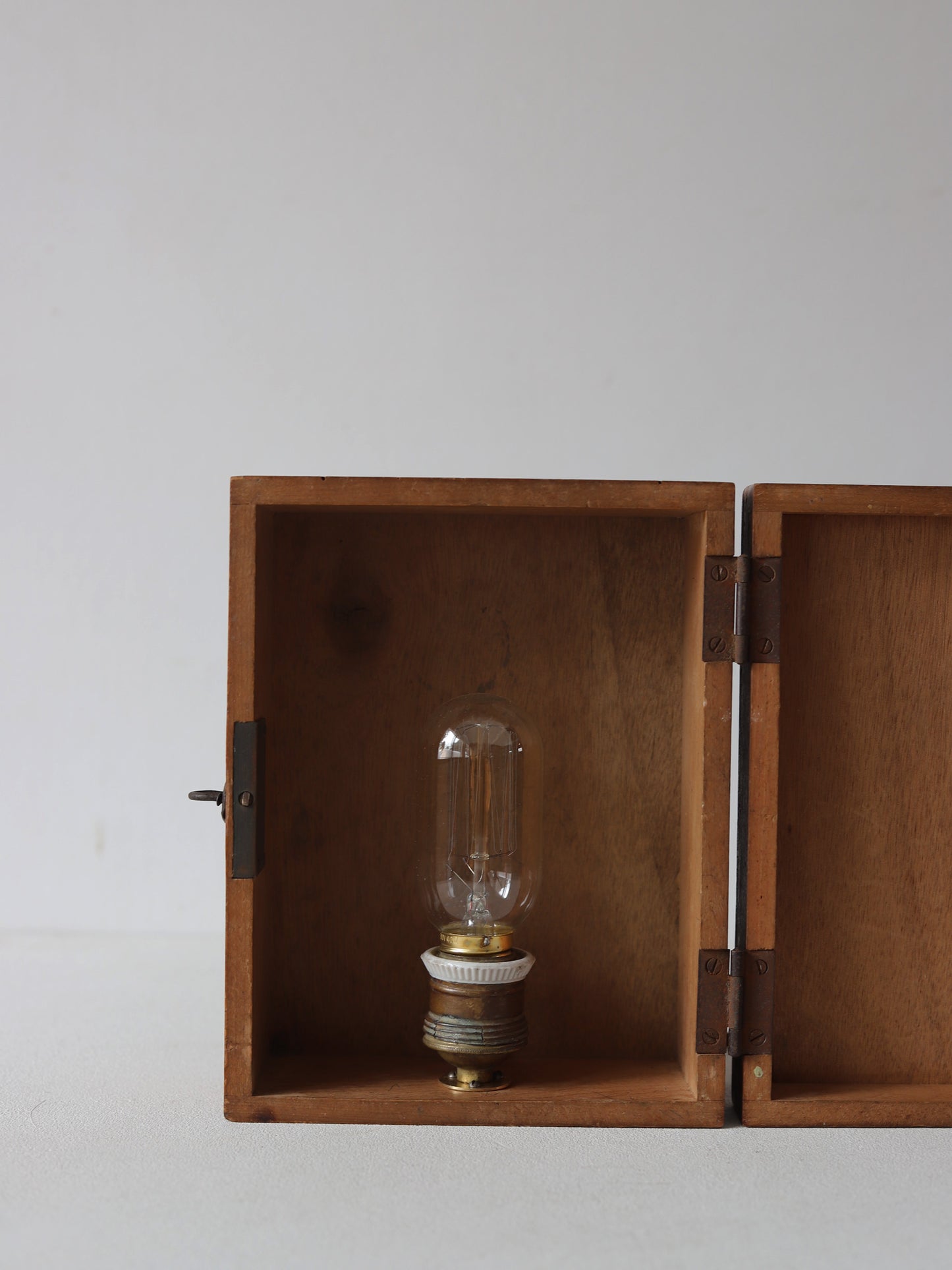 WOOD BOX LAMP