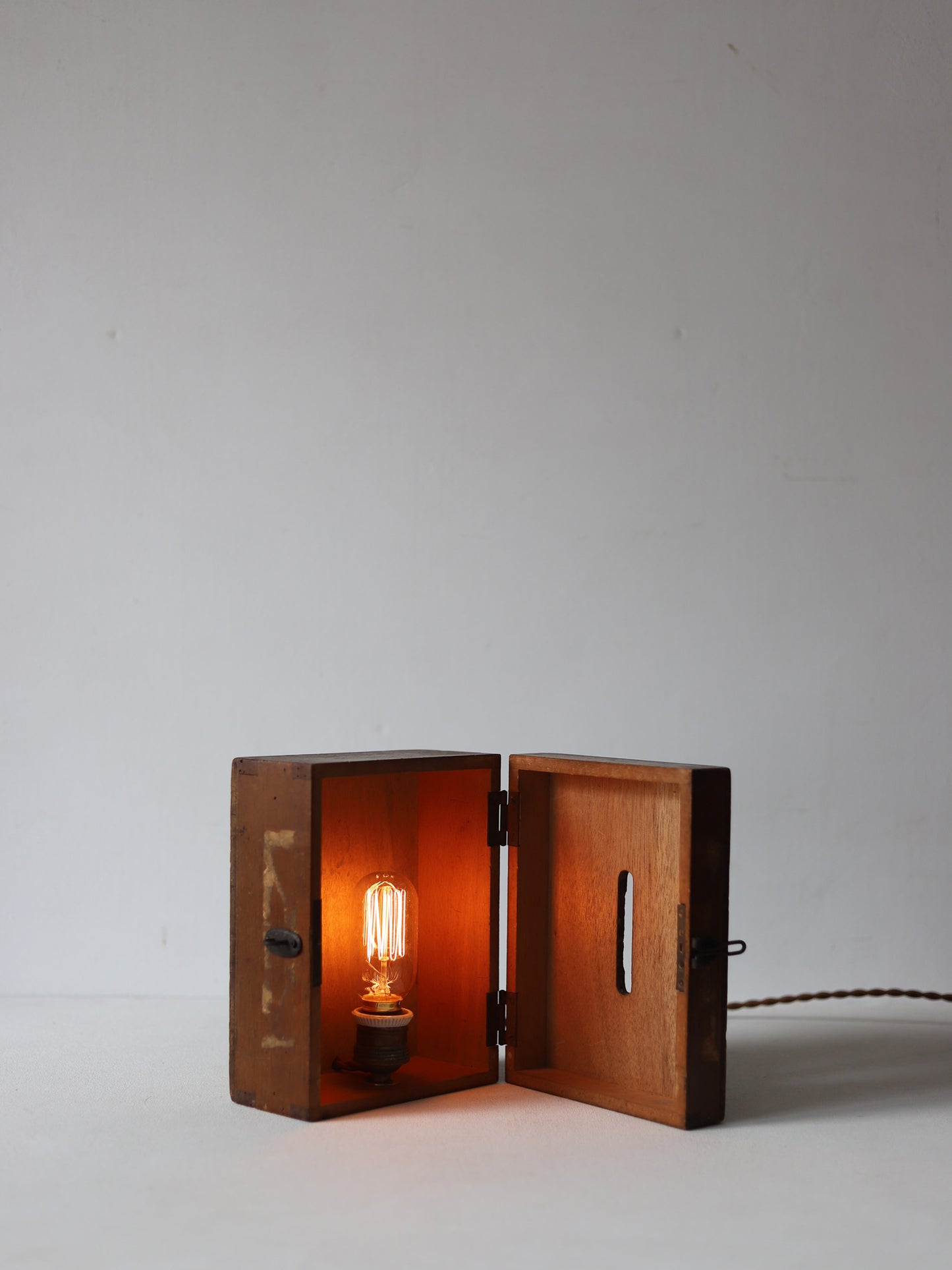 WOOD BOX LAMP