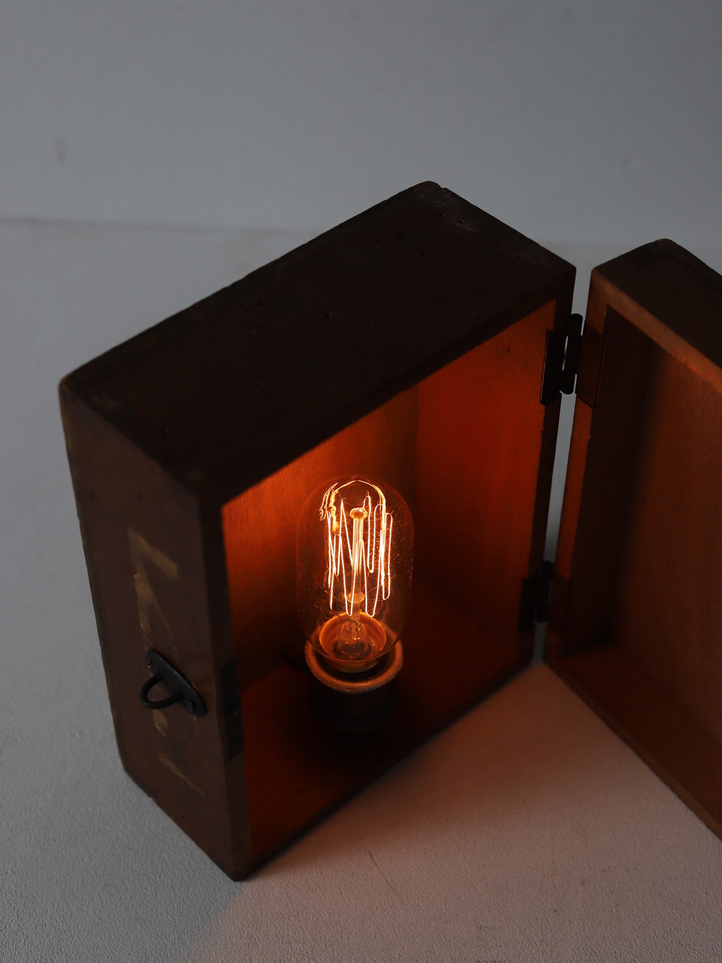 WOOD BOX LAMP