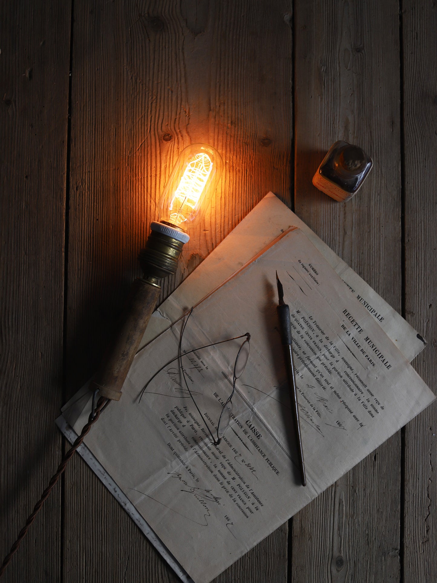 WOOD STAND WORK LAMP 188