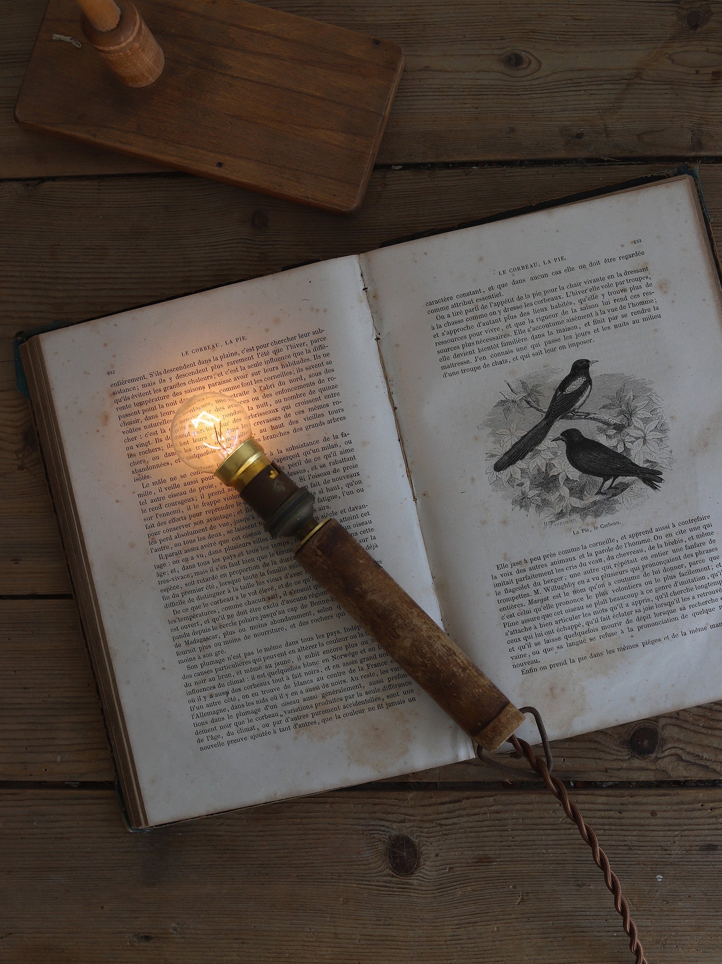 WOOD STAND WORK LAMP 187