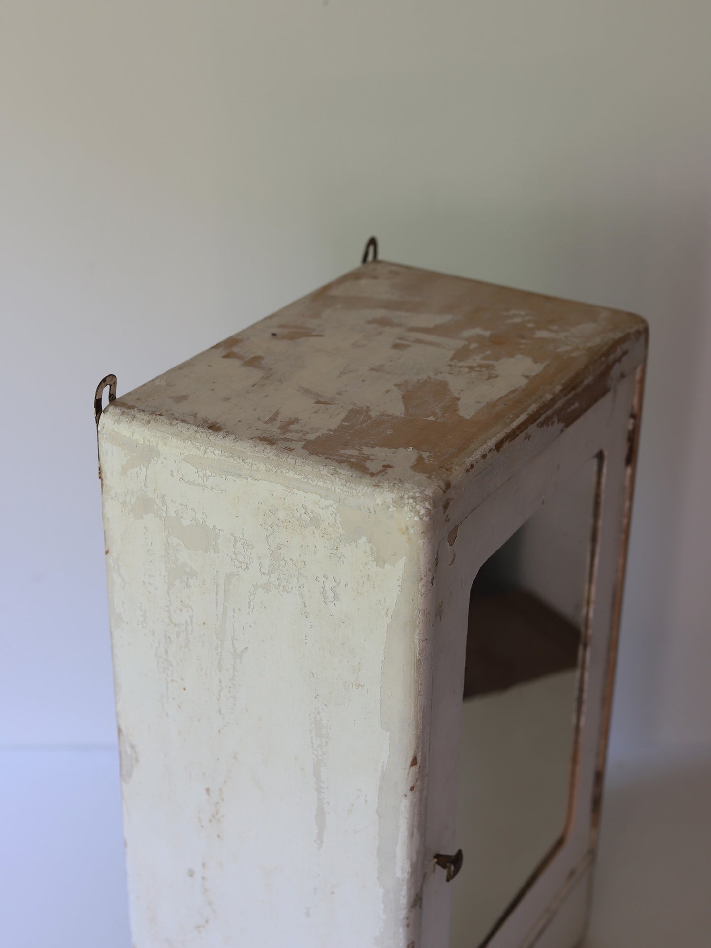 WALL SHELF