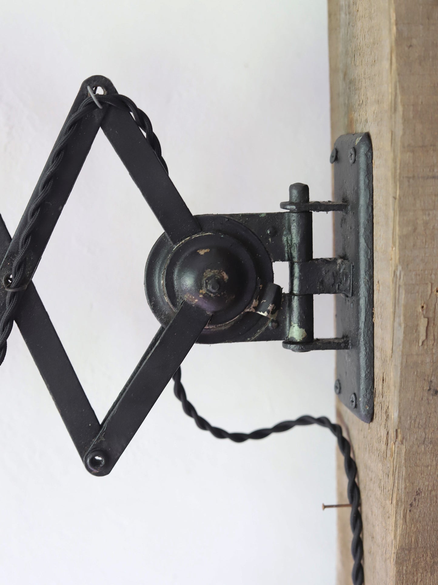 SCISSORS LAMP with SWITCH