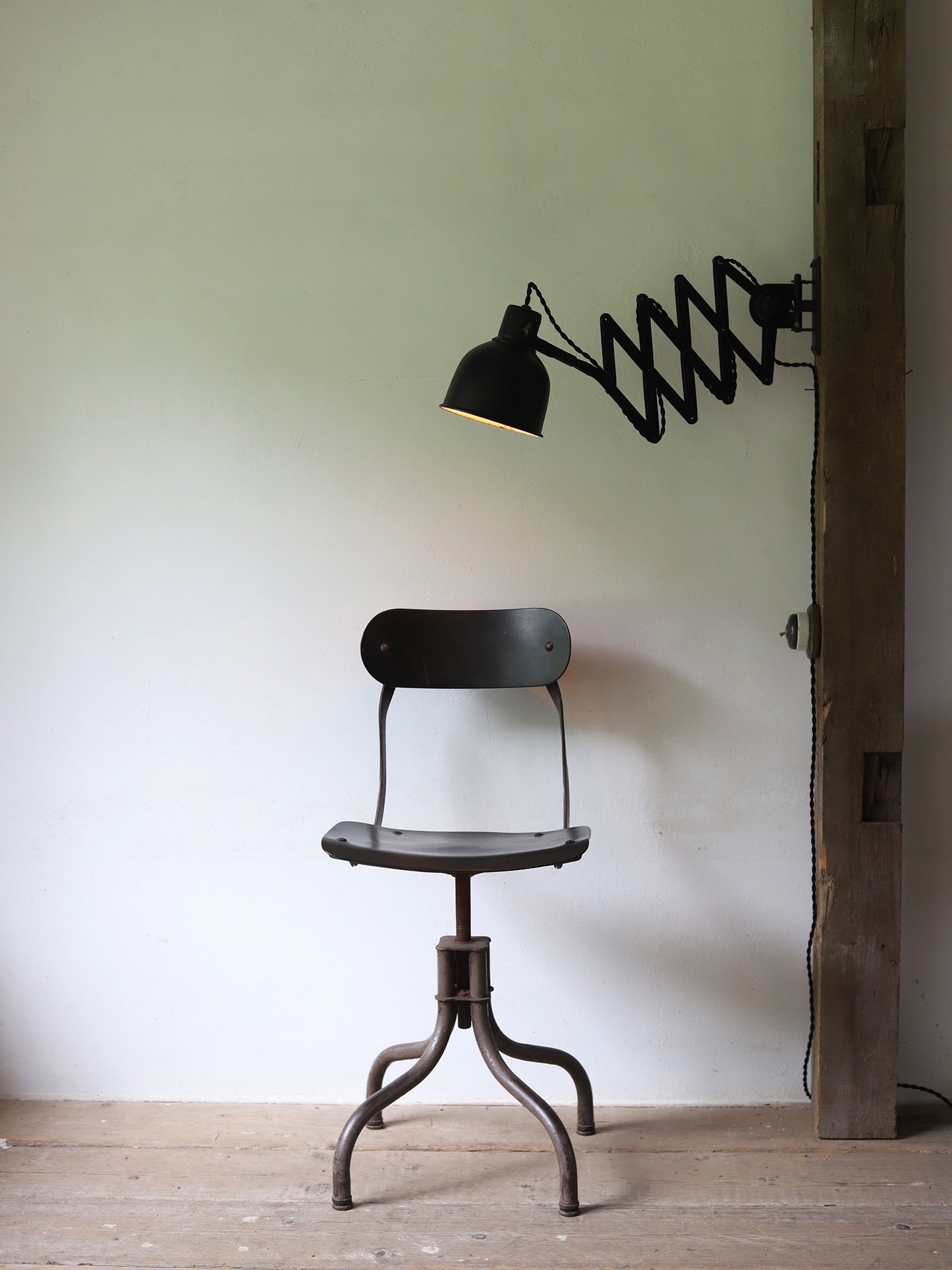 SCISSORS LAMP with SWITCH