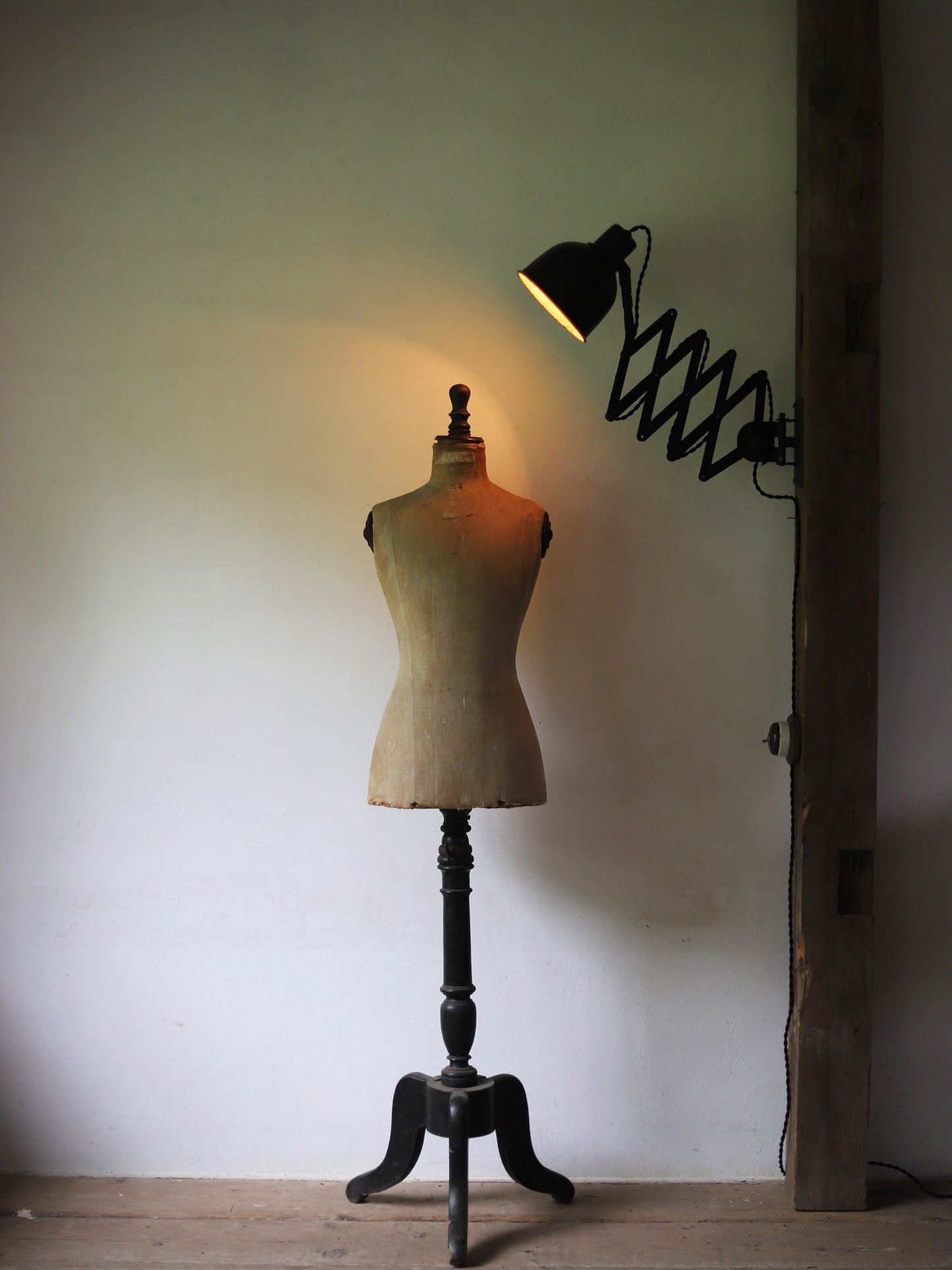 SCISSORS LAMP with SWITCH