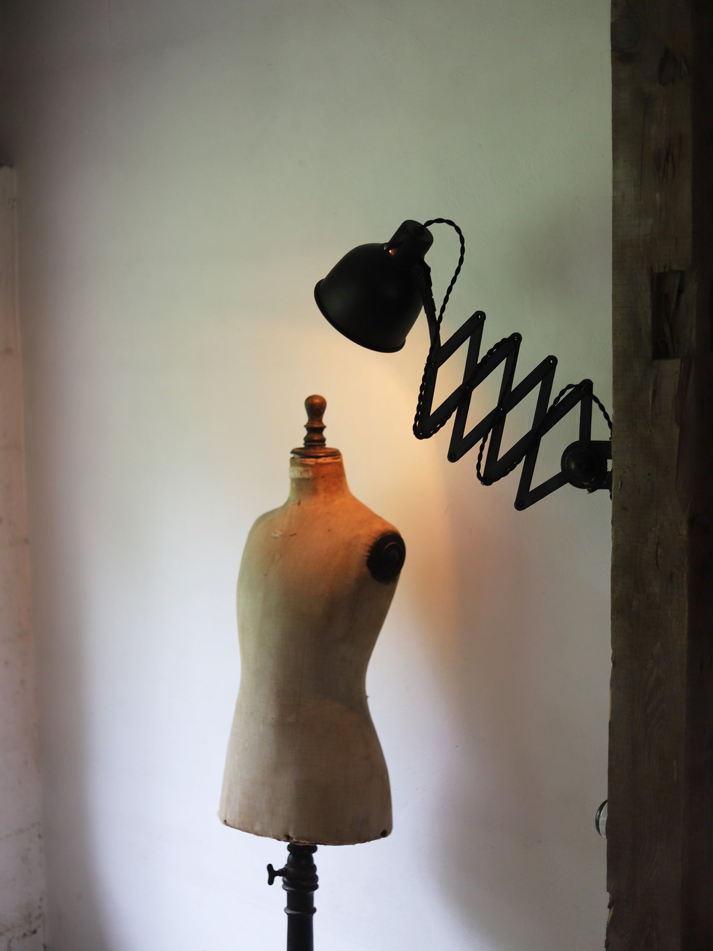 SCISSORS LAMP with SWITCH