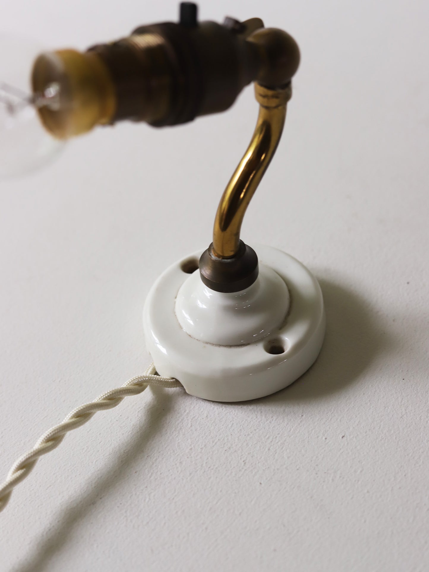 SMALL WALL LAMP