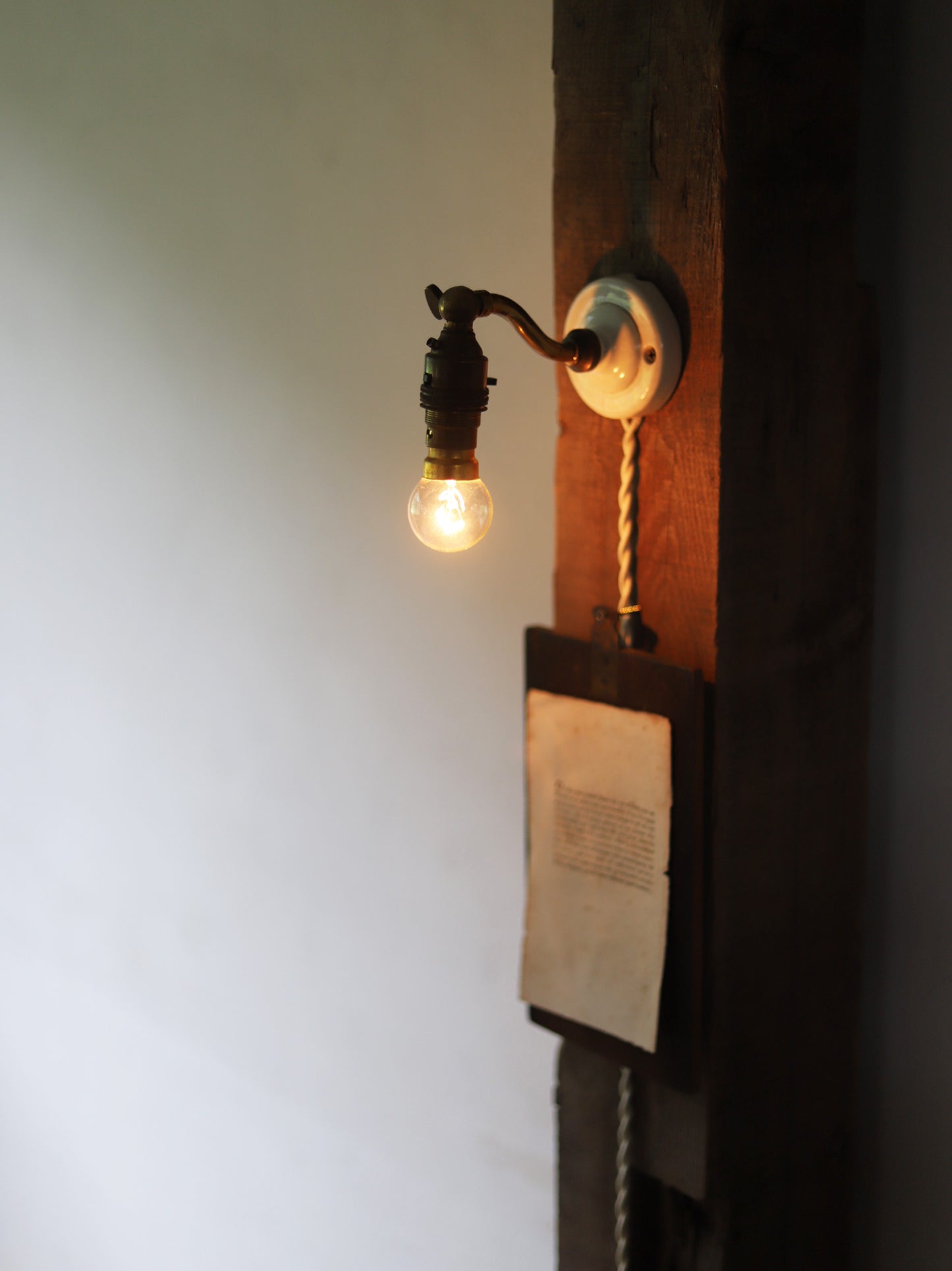 SMALL WALL LAMP