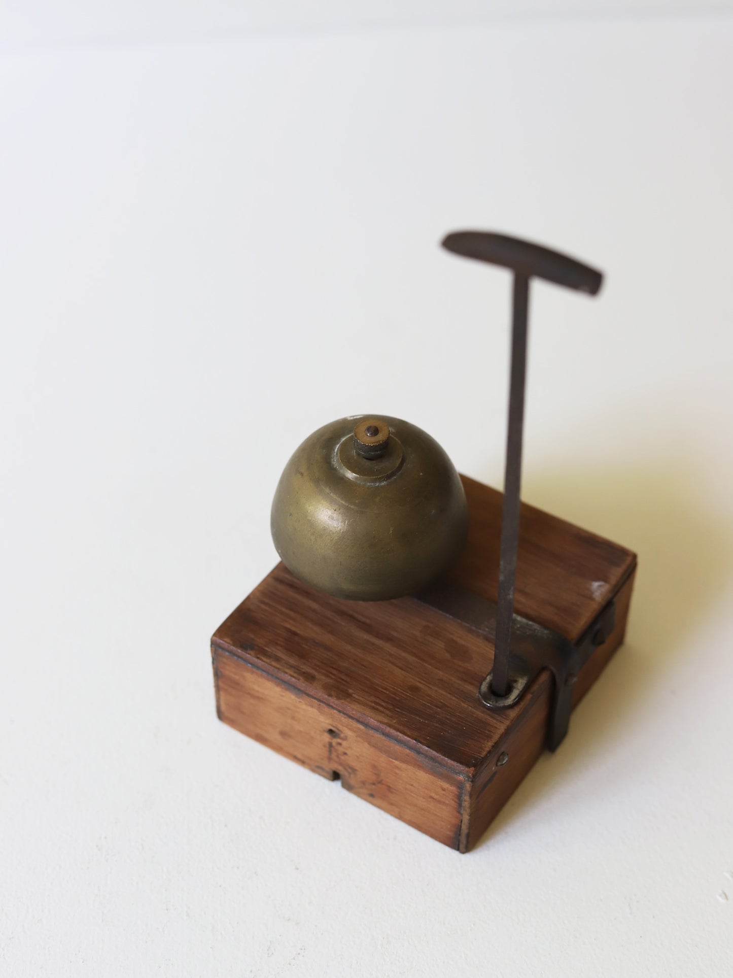 BELL