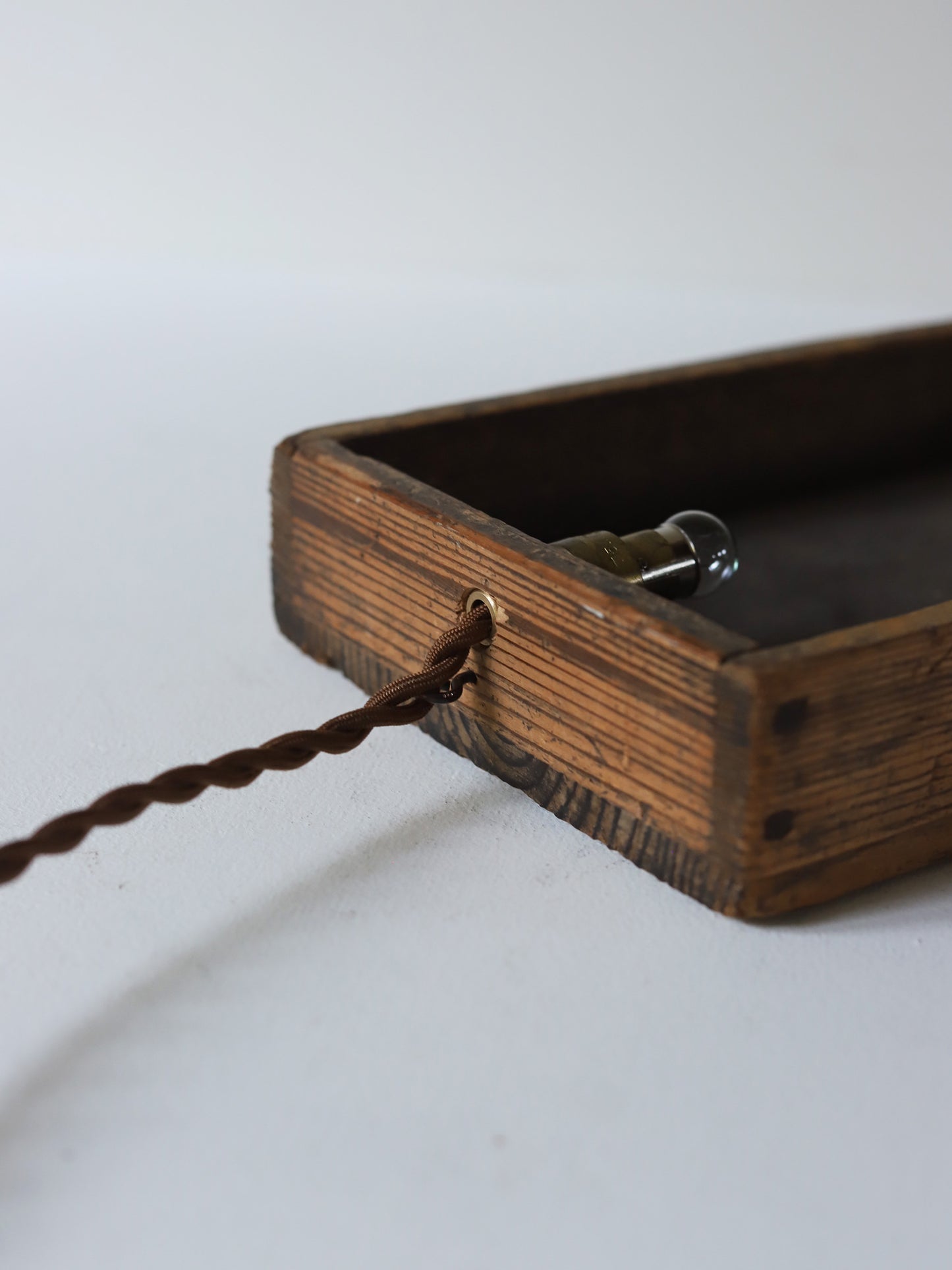 BOX LAMP