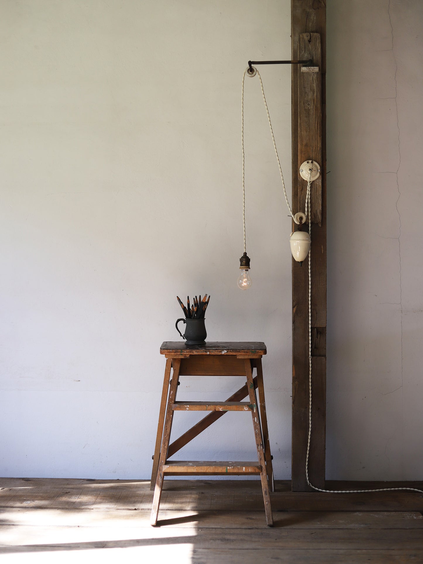 POTTERY LIFTING LAMP