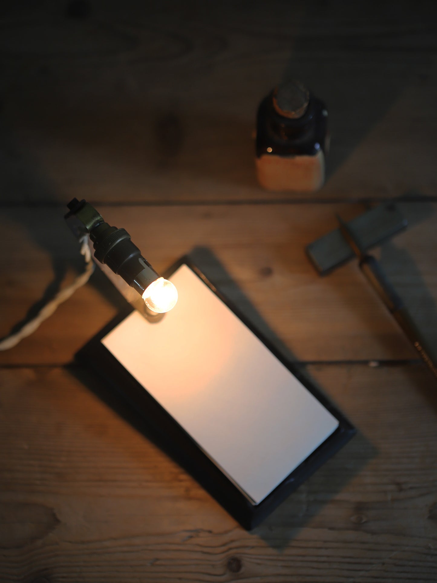 MEMO STAND LAMP