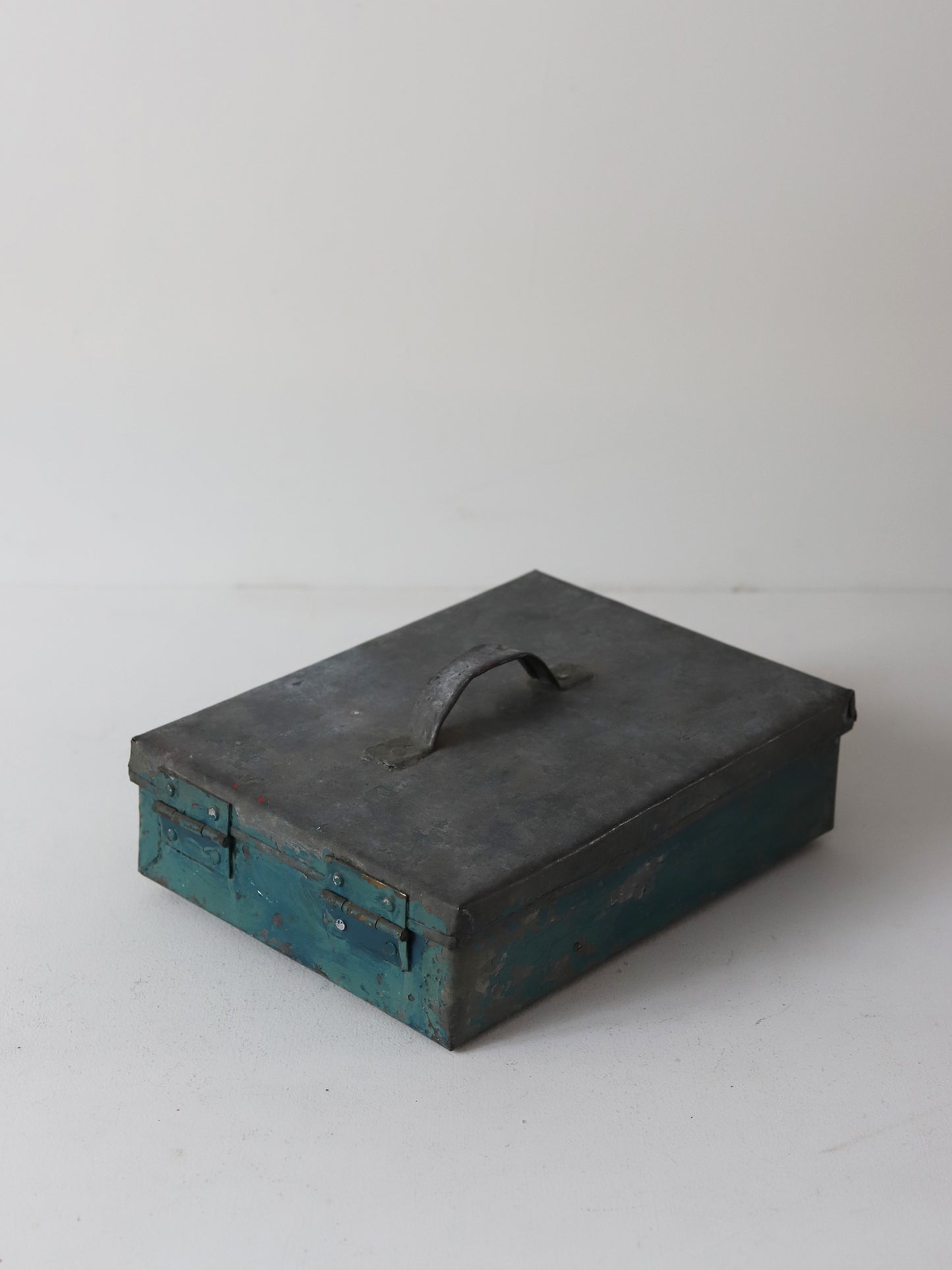 IRON TOOL BOX