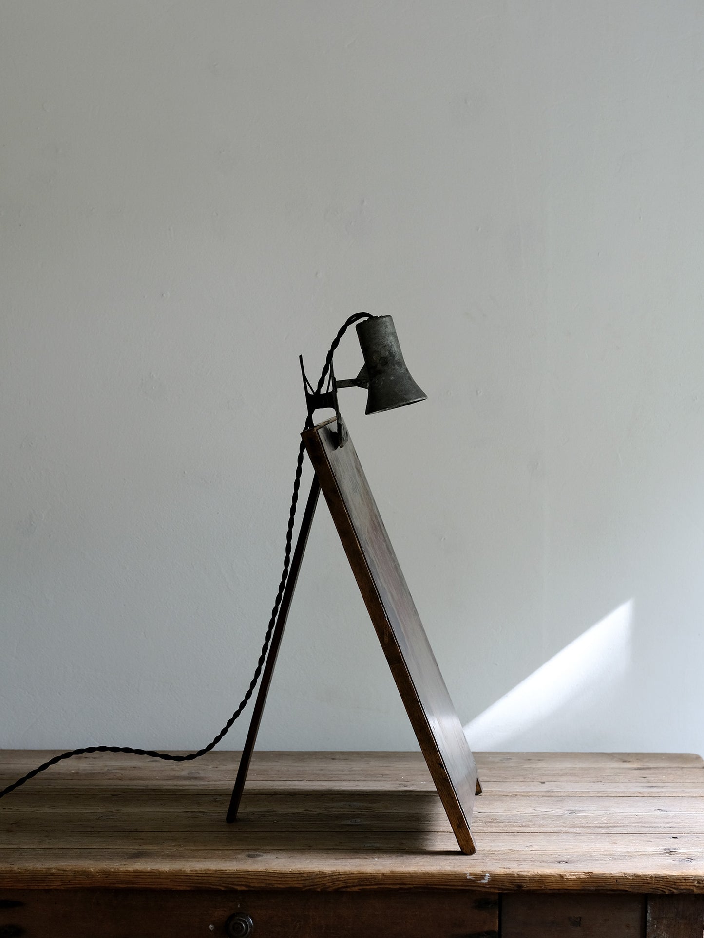 SIGNBOARD LAMP