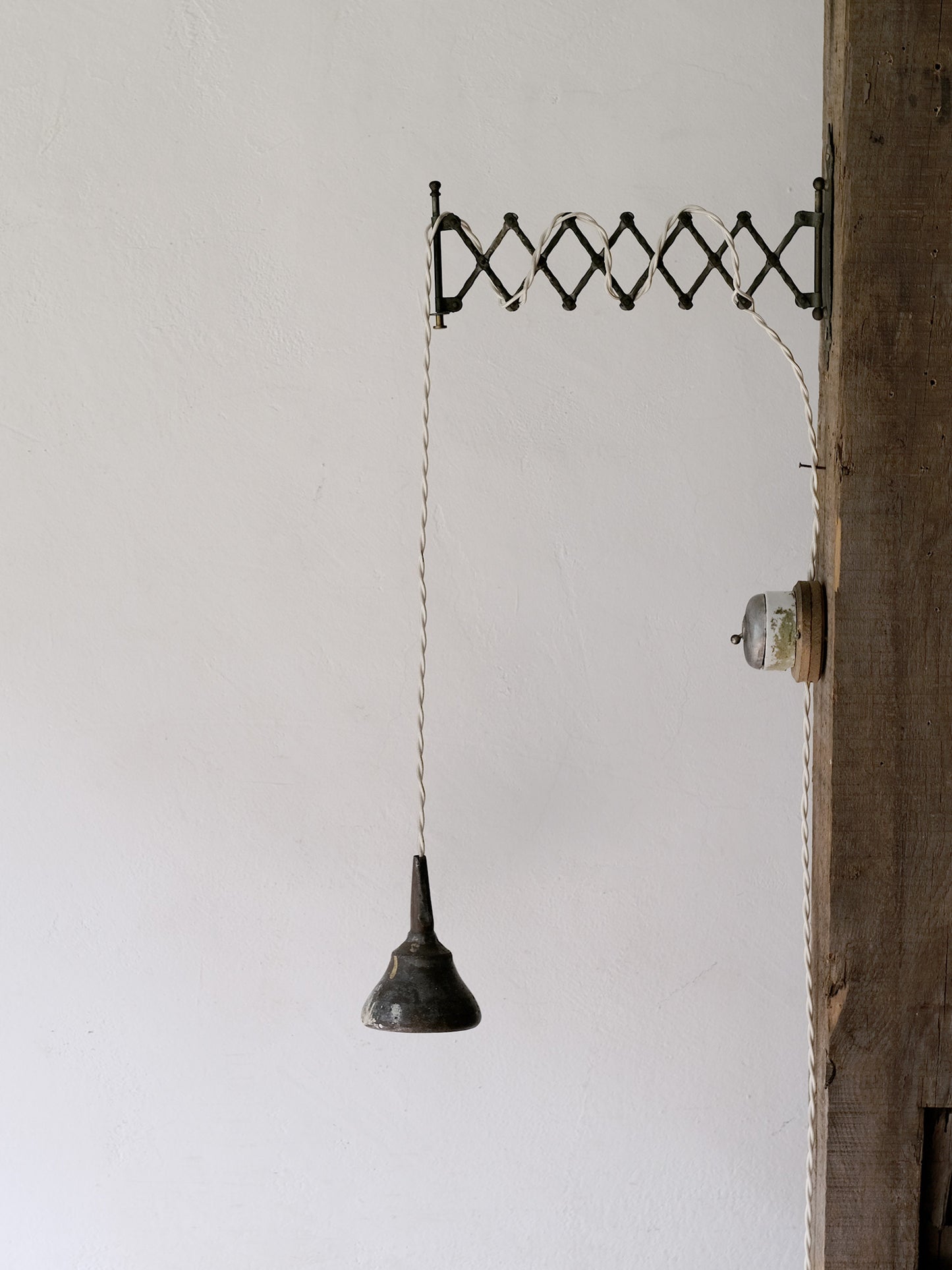 FUNNEL LAMP & SWITCH