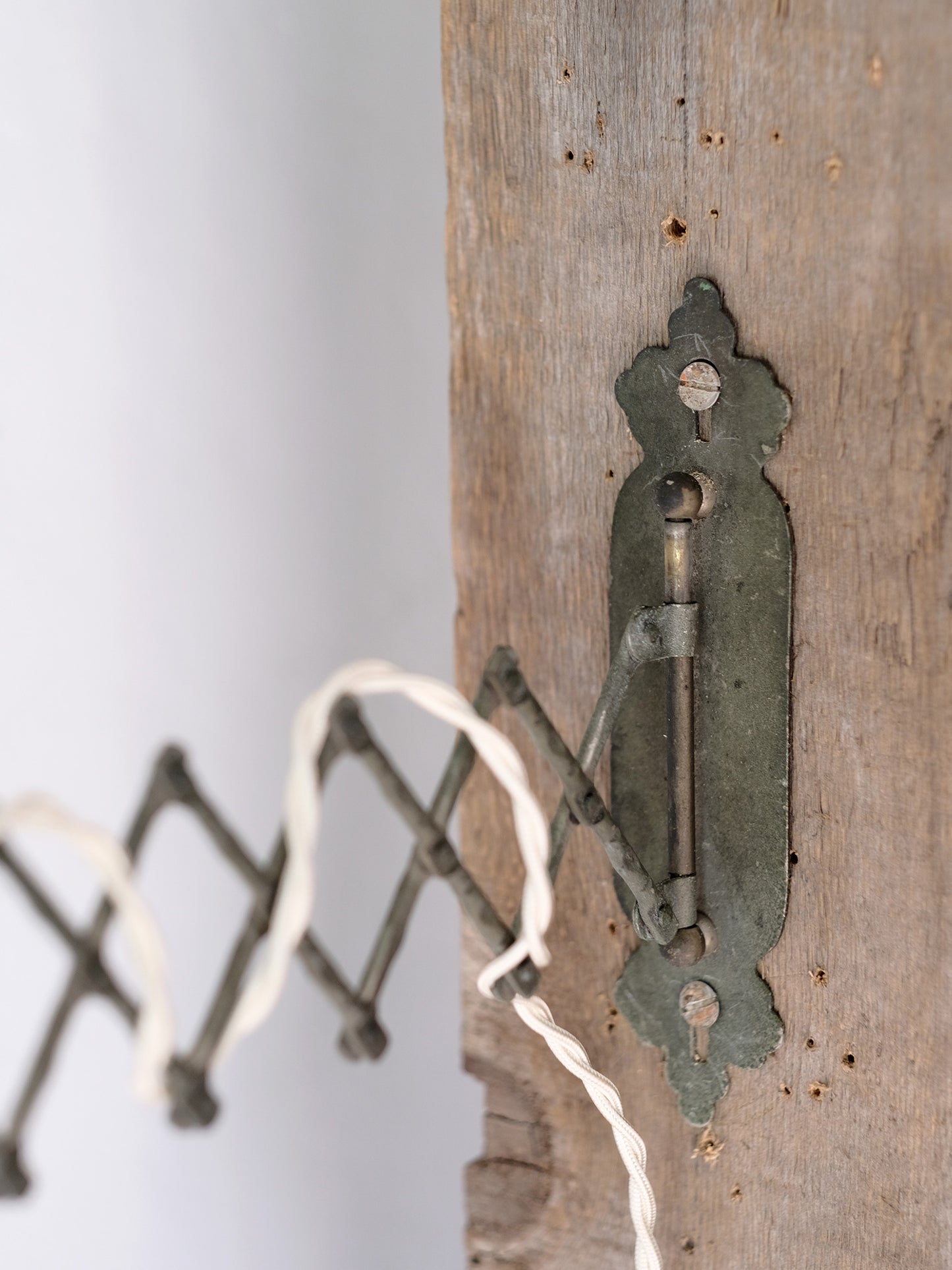 FUNNEL LAMP & SWITCH