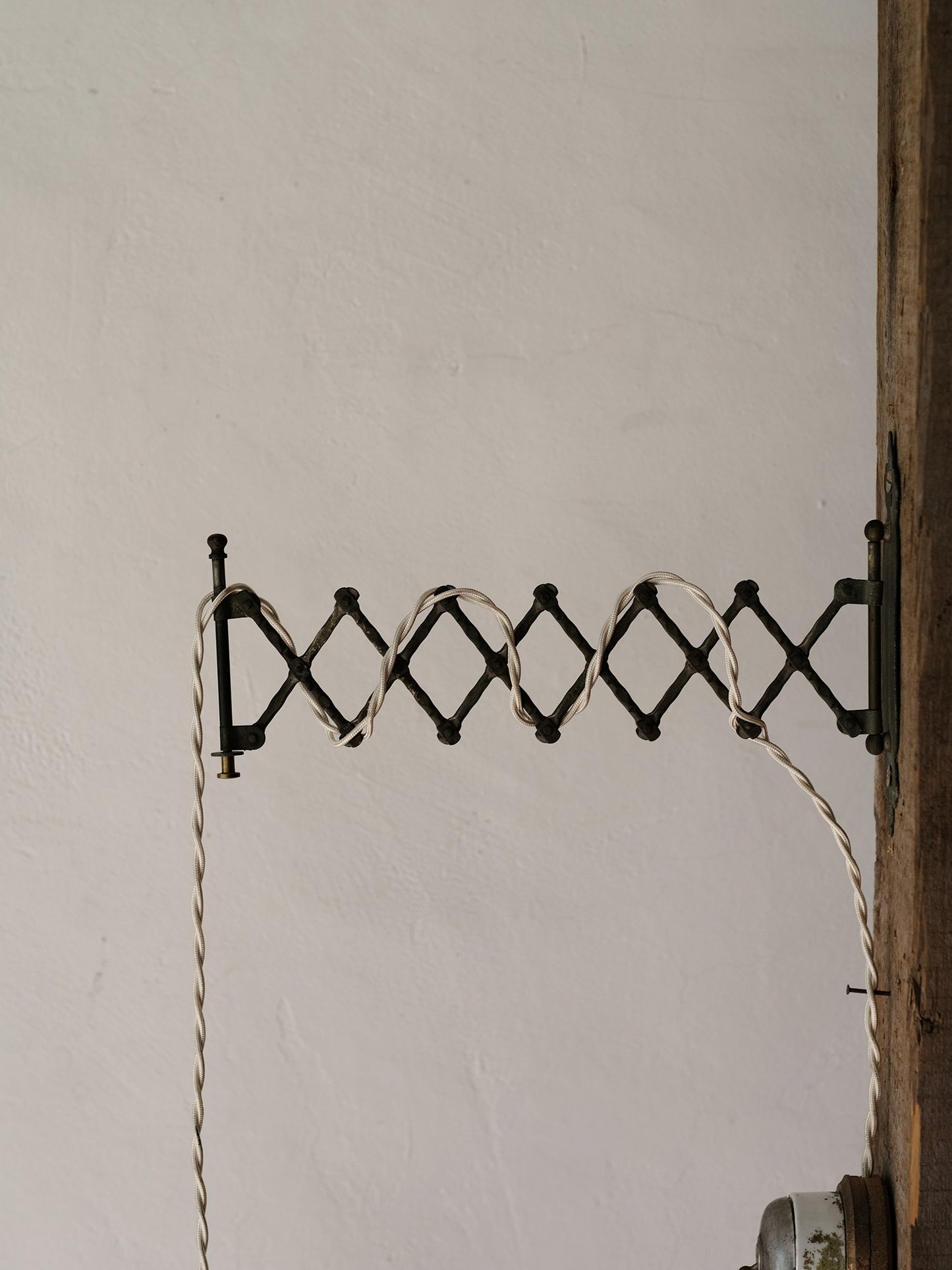 FUNNEL LAMP & SWITCH