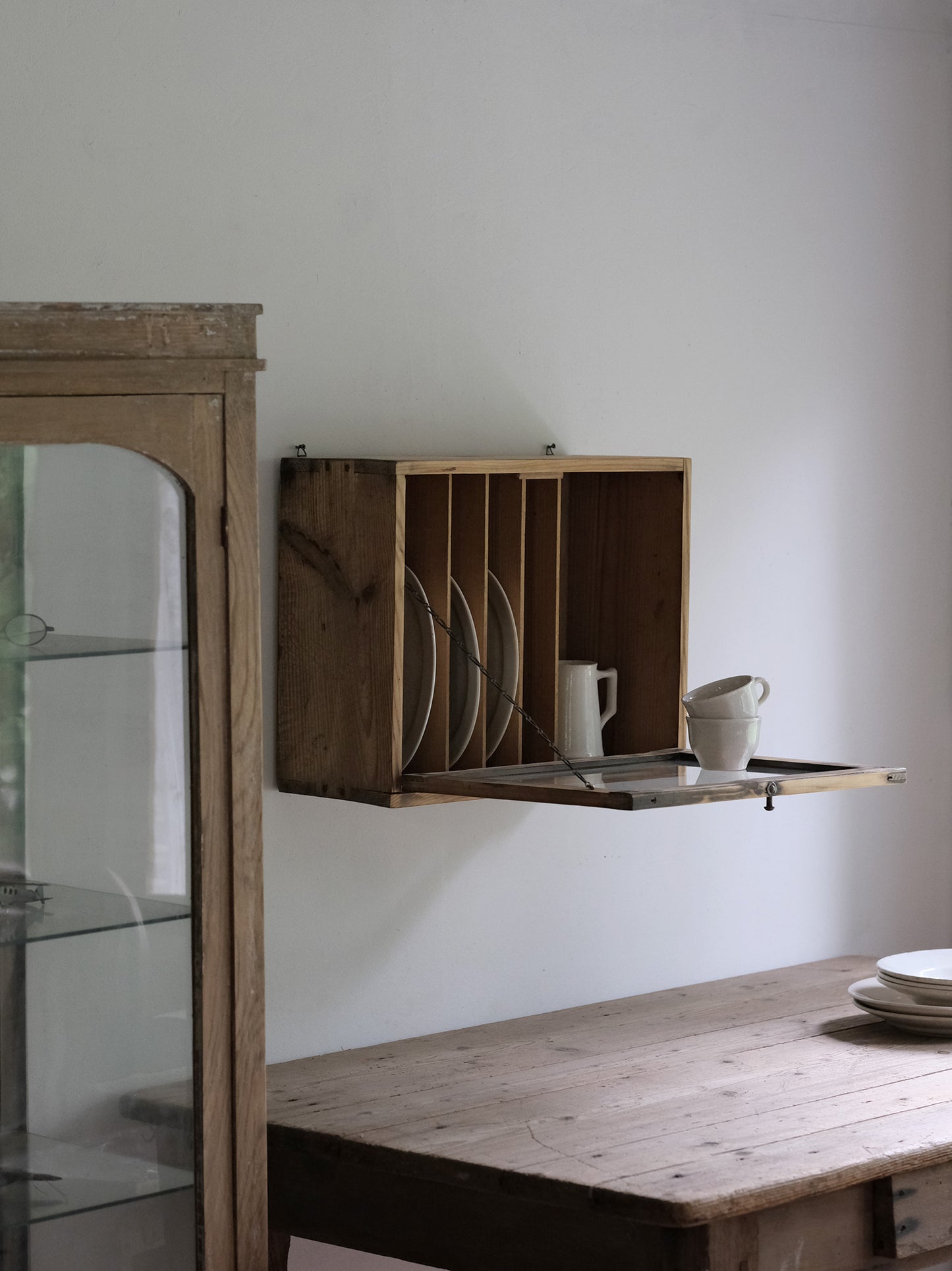 WALL MOUNTED GLASS CABINET