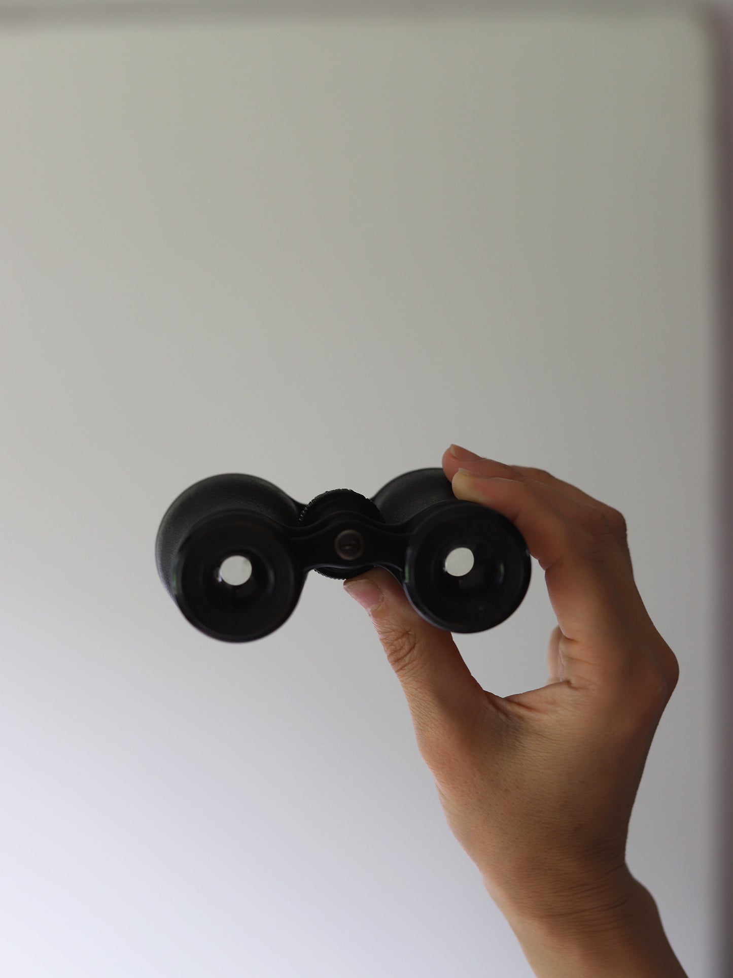 BINOCULARS