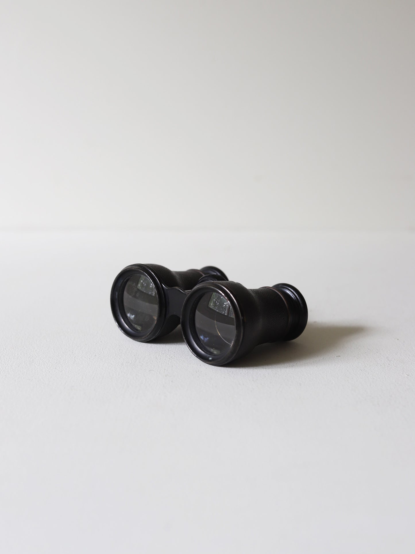 BINOCULARS