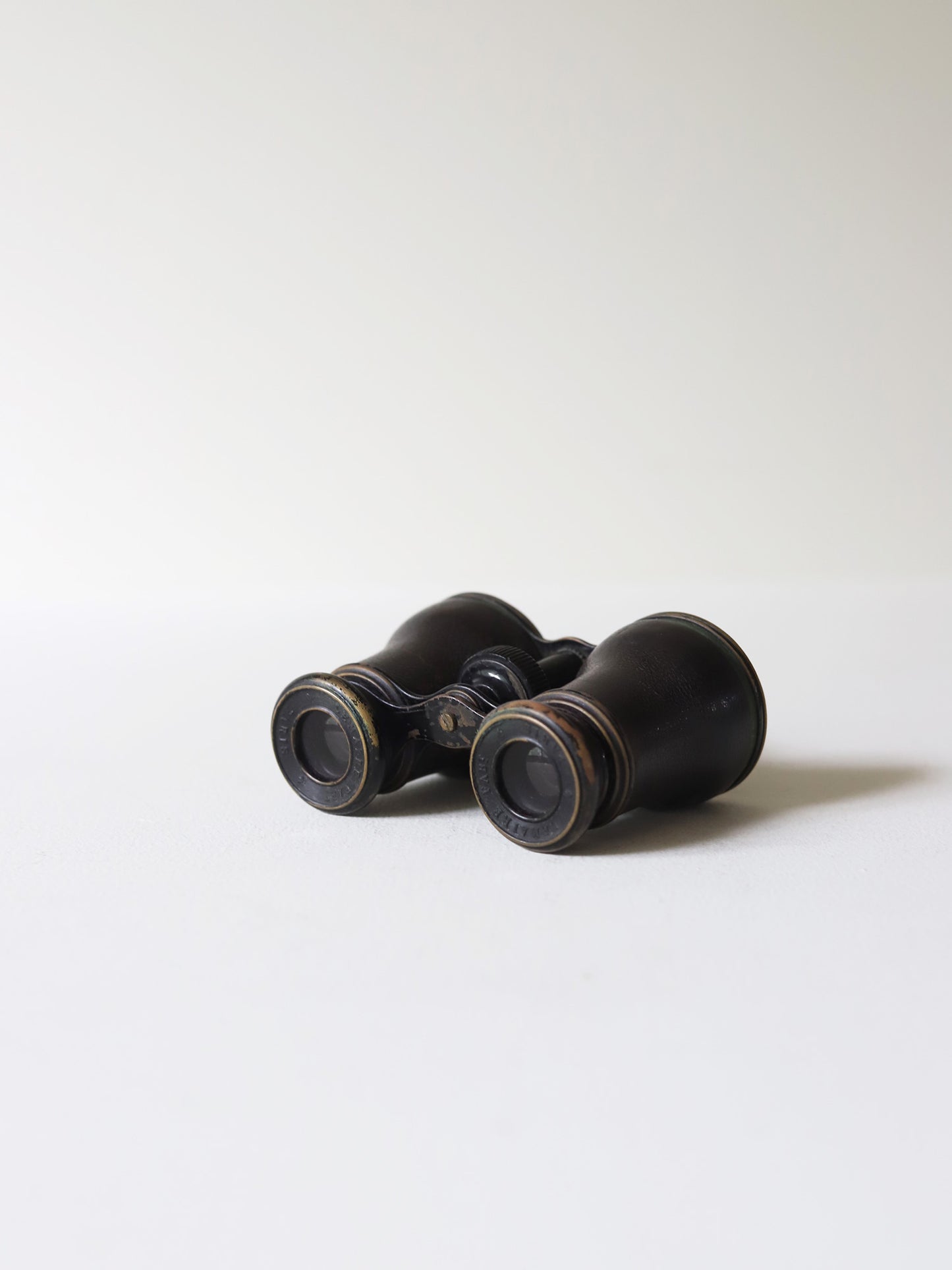BINOCULARS