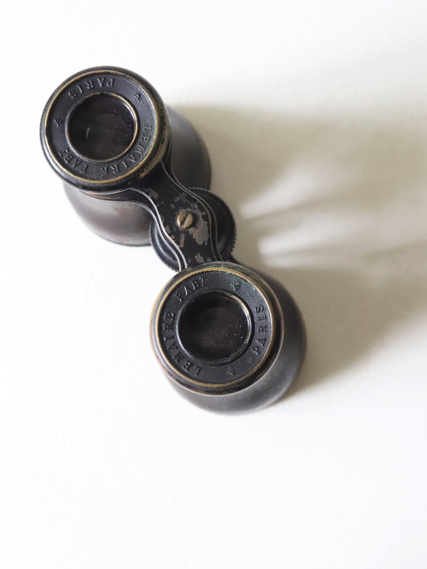 BINOCULARS