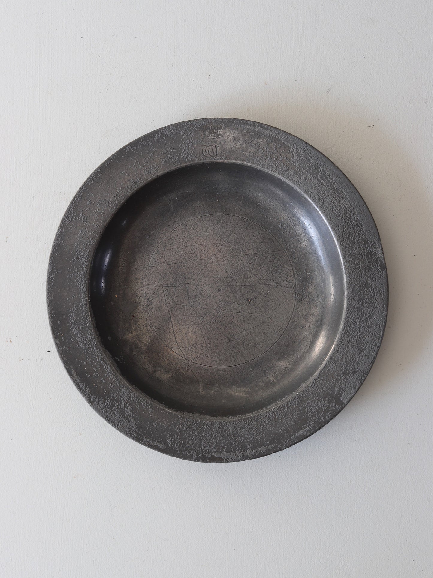 PEWTER PLATE 005