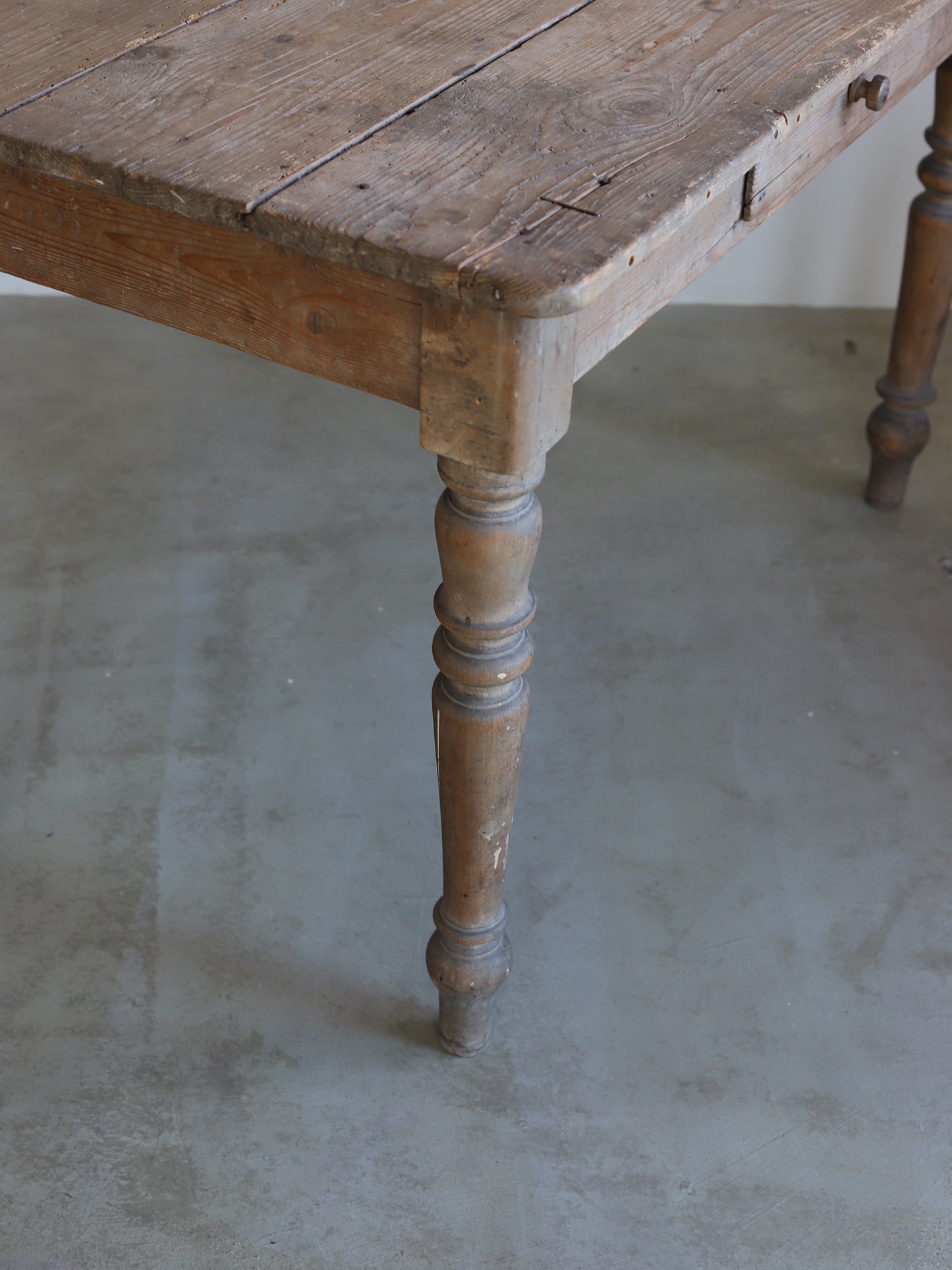 152  FRANCE WOODEN TABLE