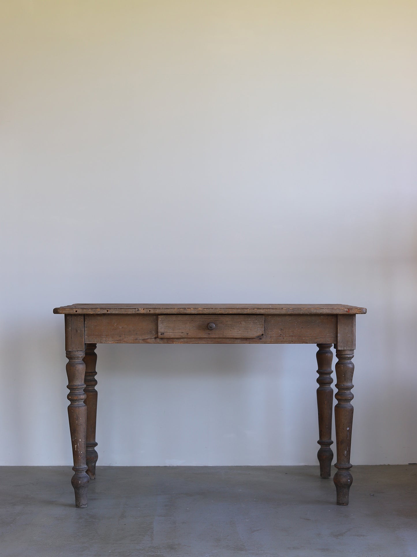 152  FRANCE WOODEN TABLE