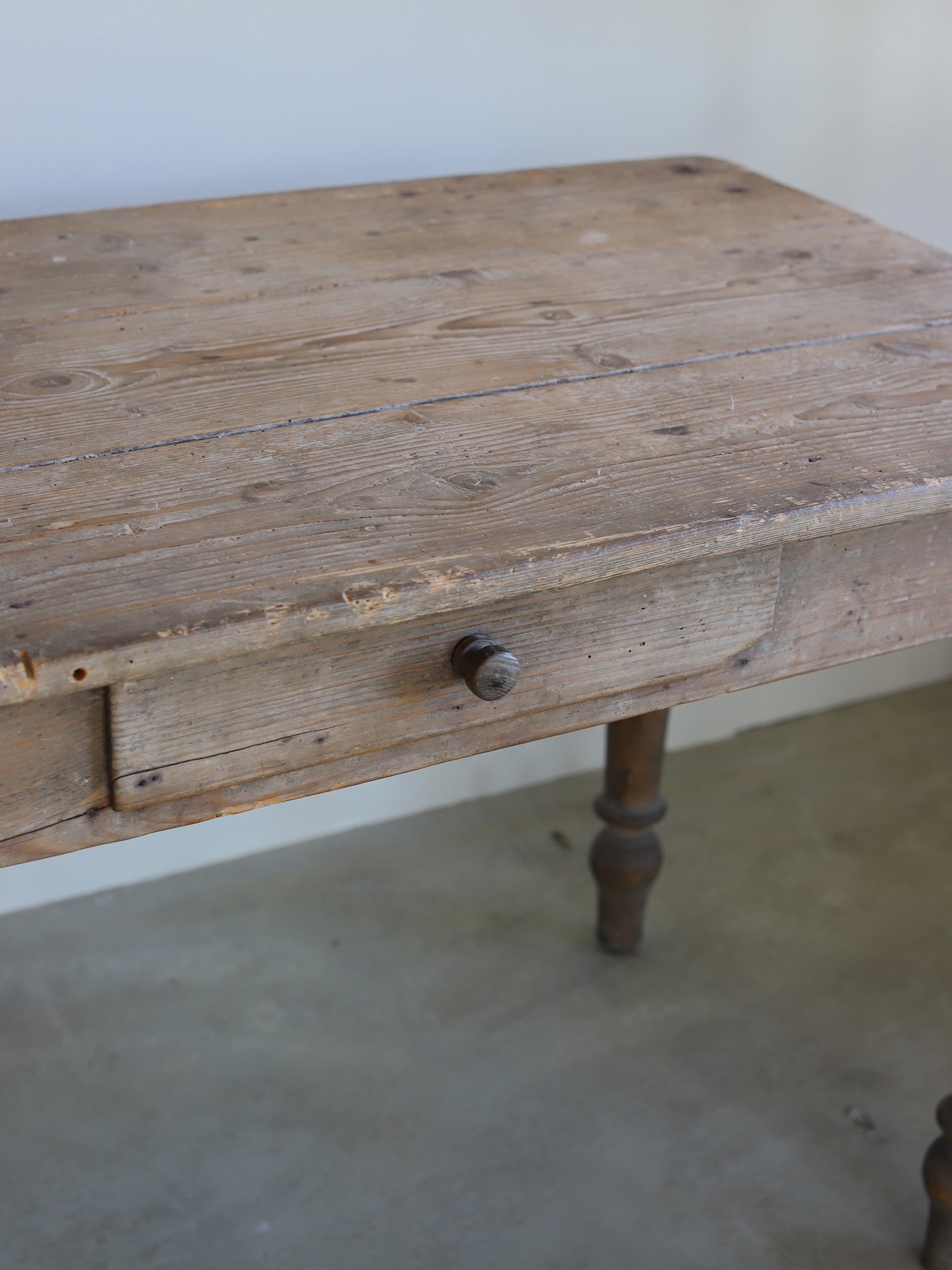 152  FRANCE WOODEN TABLE