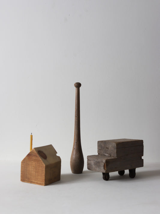 003 オート三輪と三角屋根