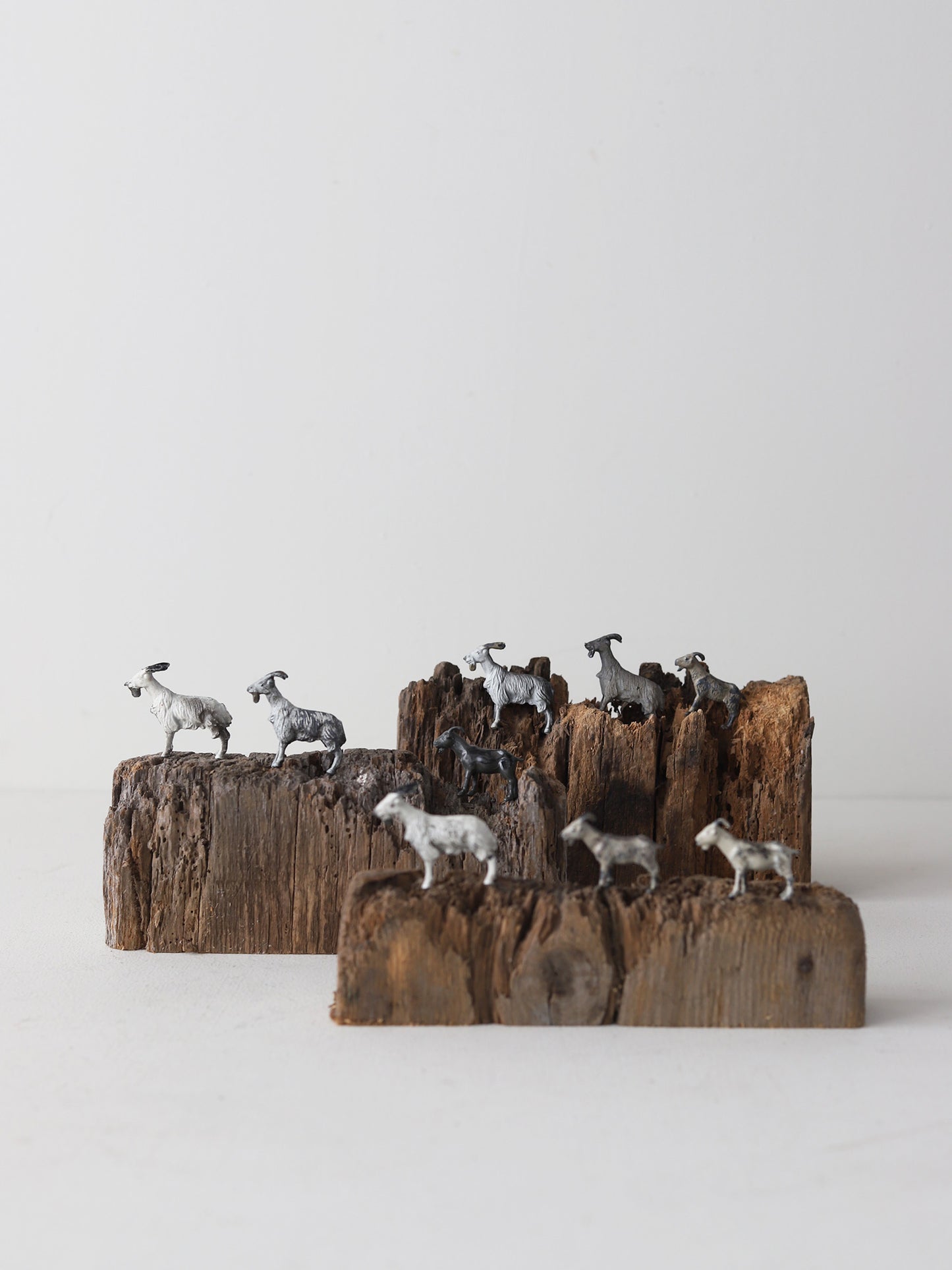 005c　三びきのやぎのがらがらどん