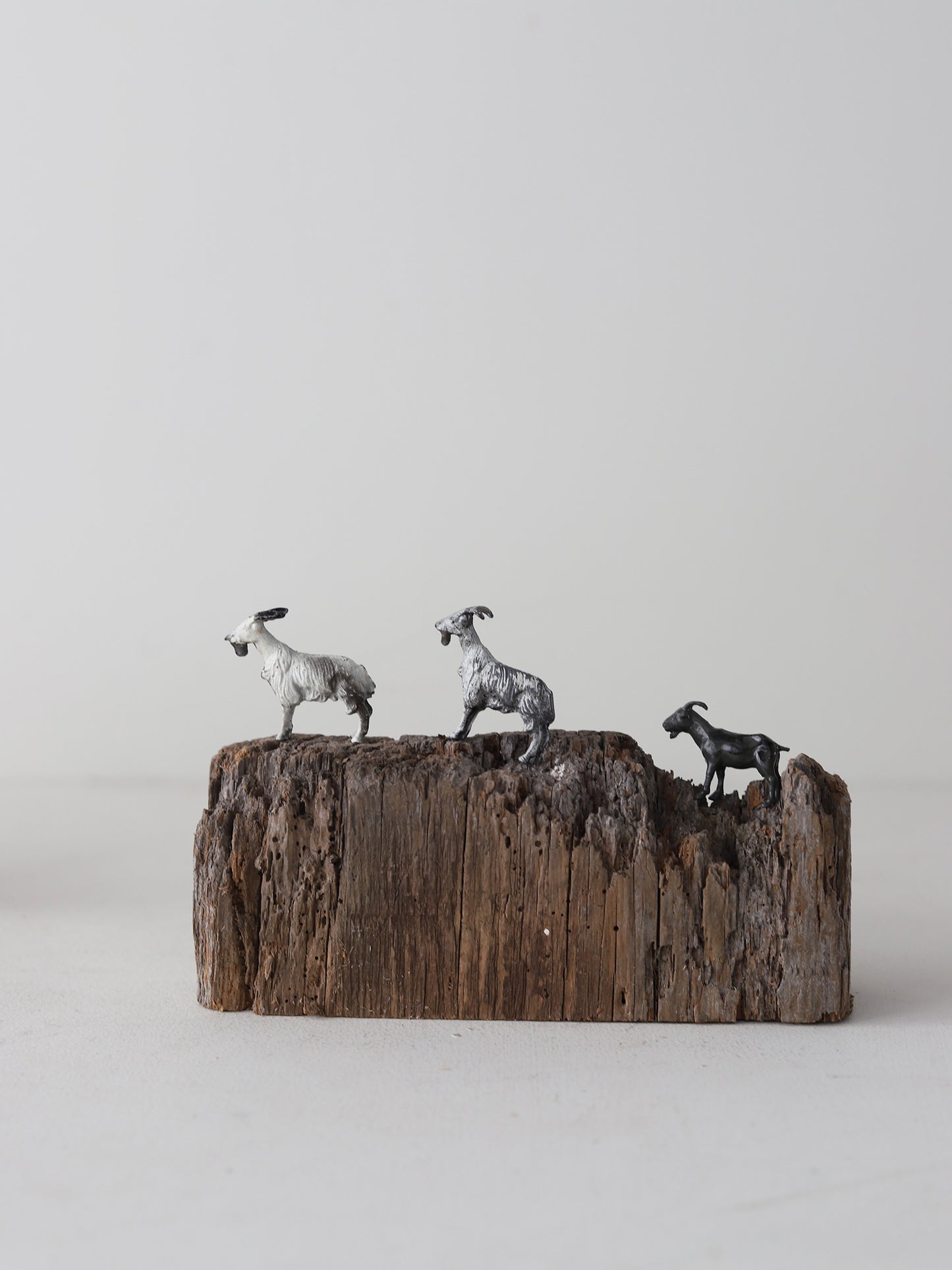 005c　三びきのやぎのがらがらどん