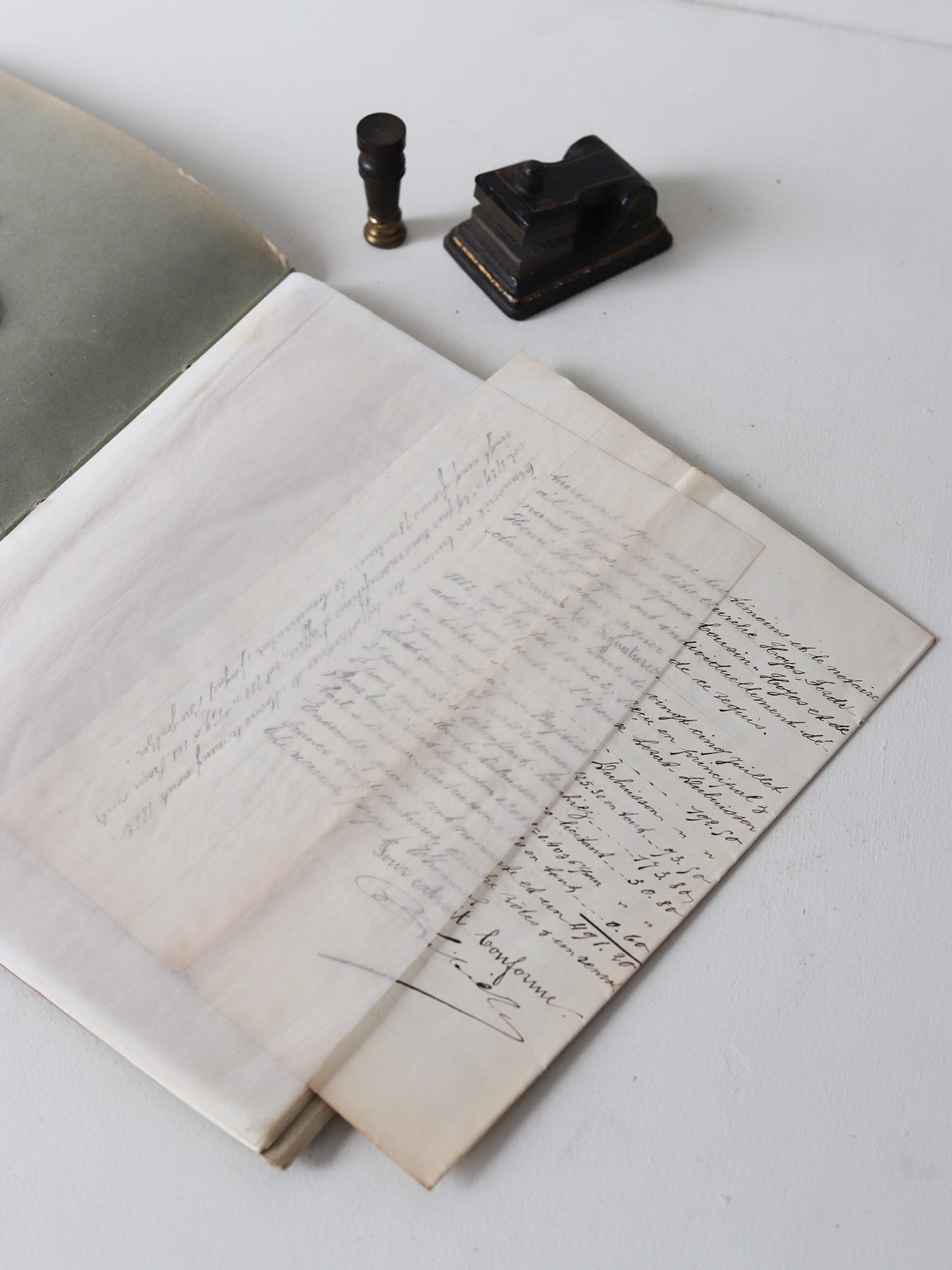 075 ファイルとエンボス