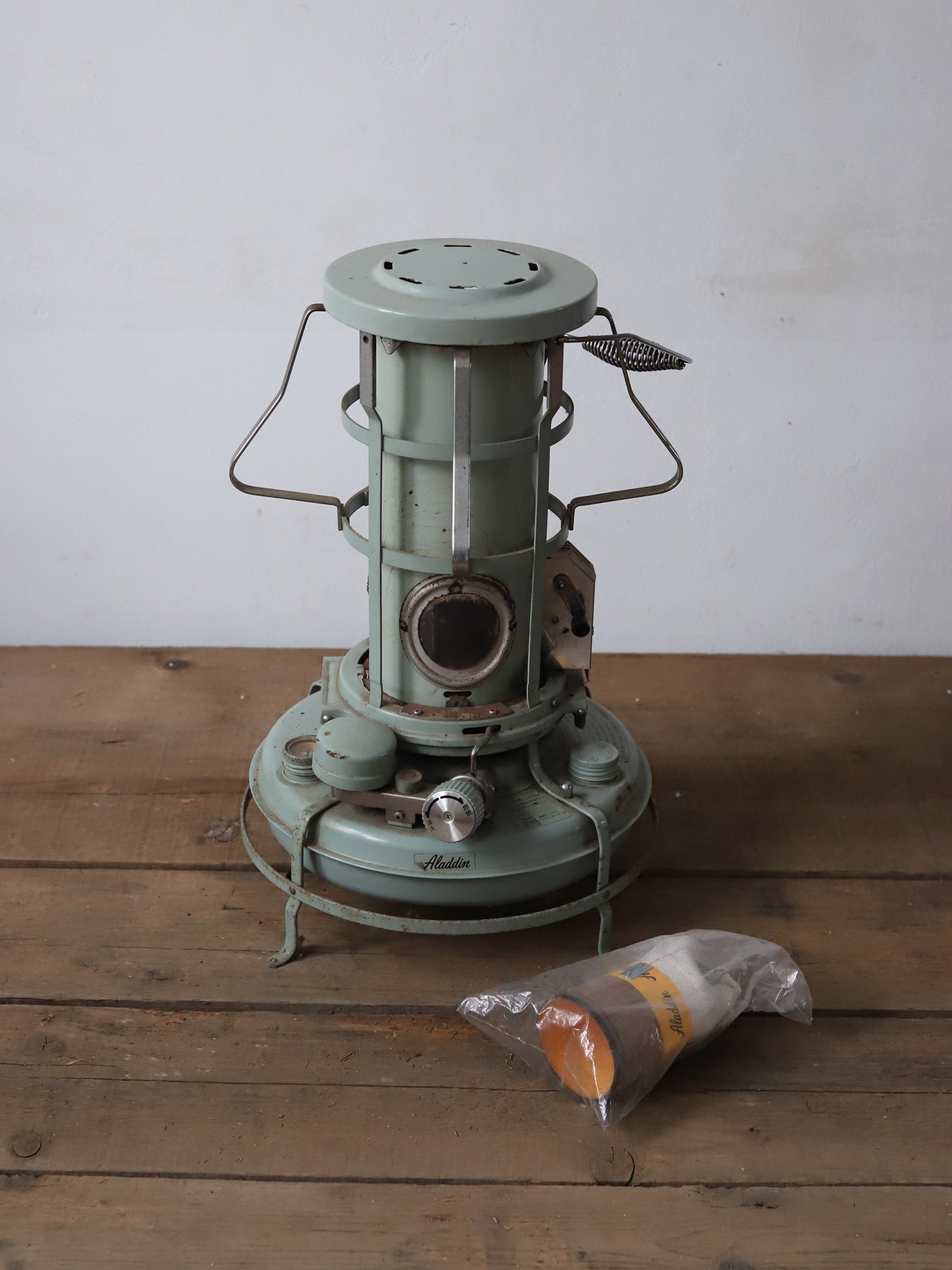 101 アラジンストーブと替え芯
