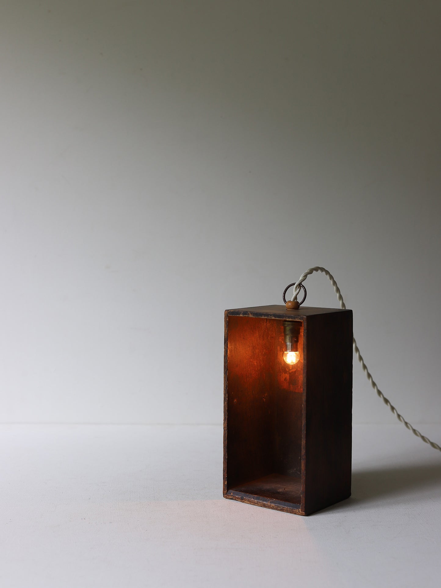 BOX LAMP