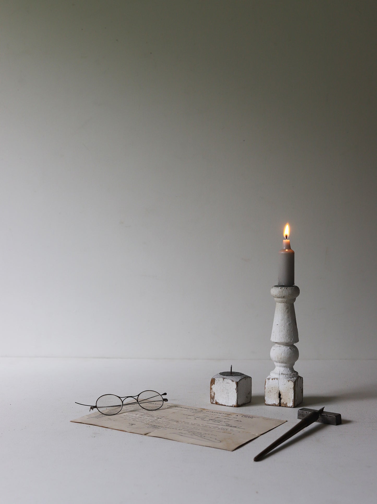 CANDLE STAND A