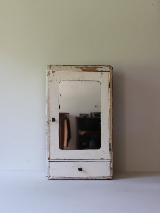 WALL SHELF