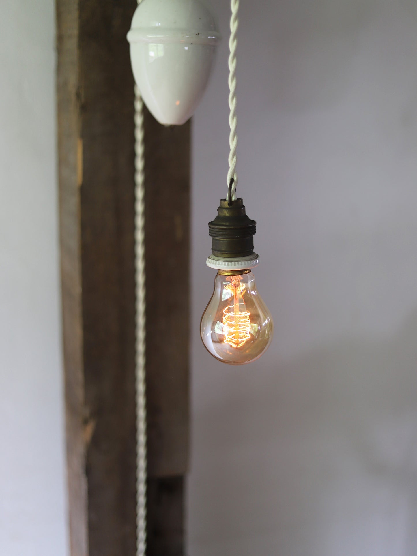 POTTERY LIFTING LAMP