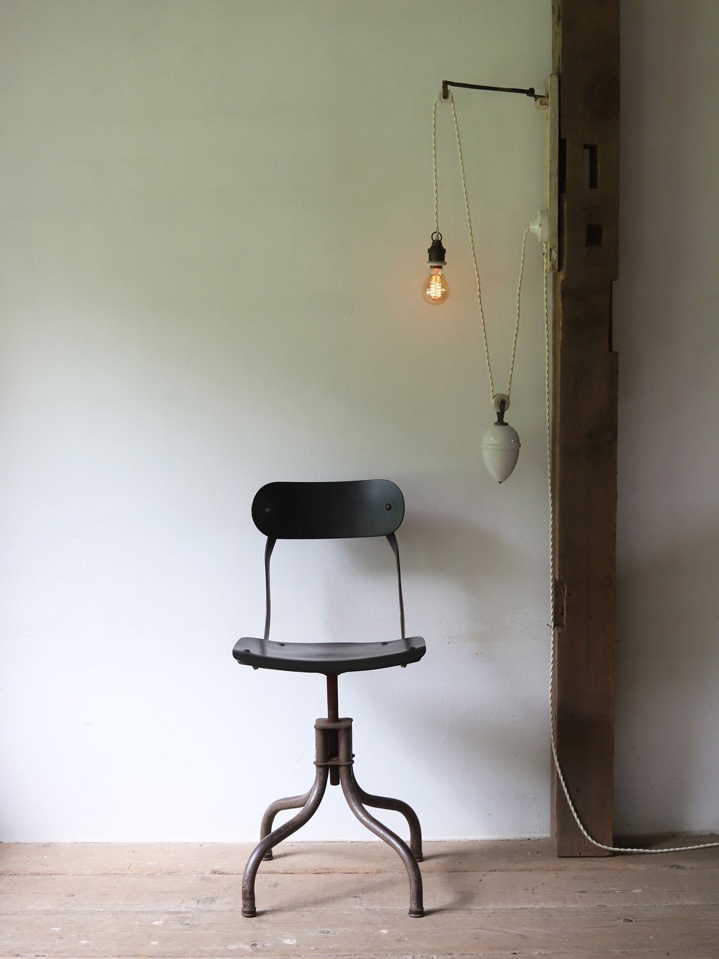 POTTERY LIFTING LAMP