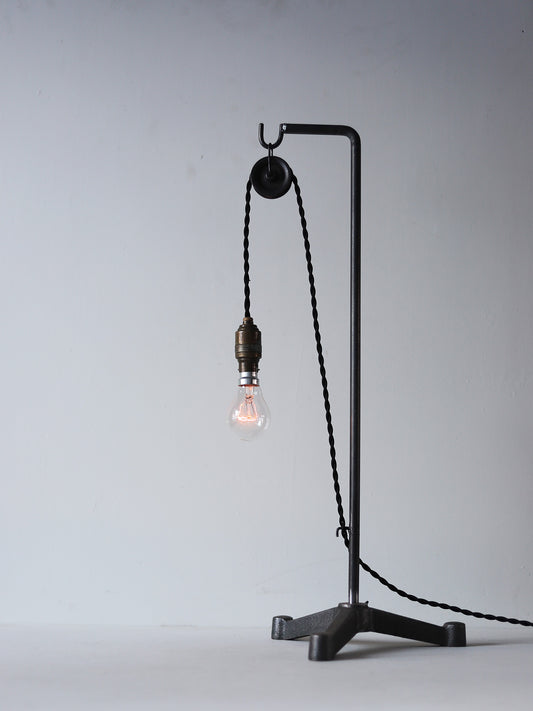 IRON STAND LAMP