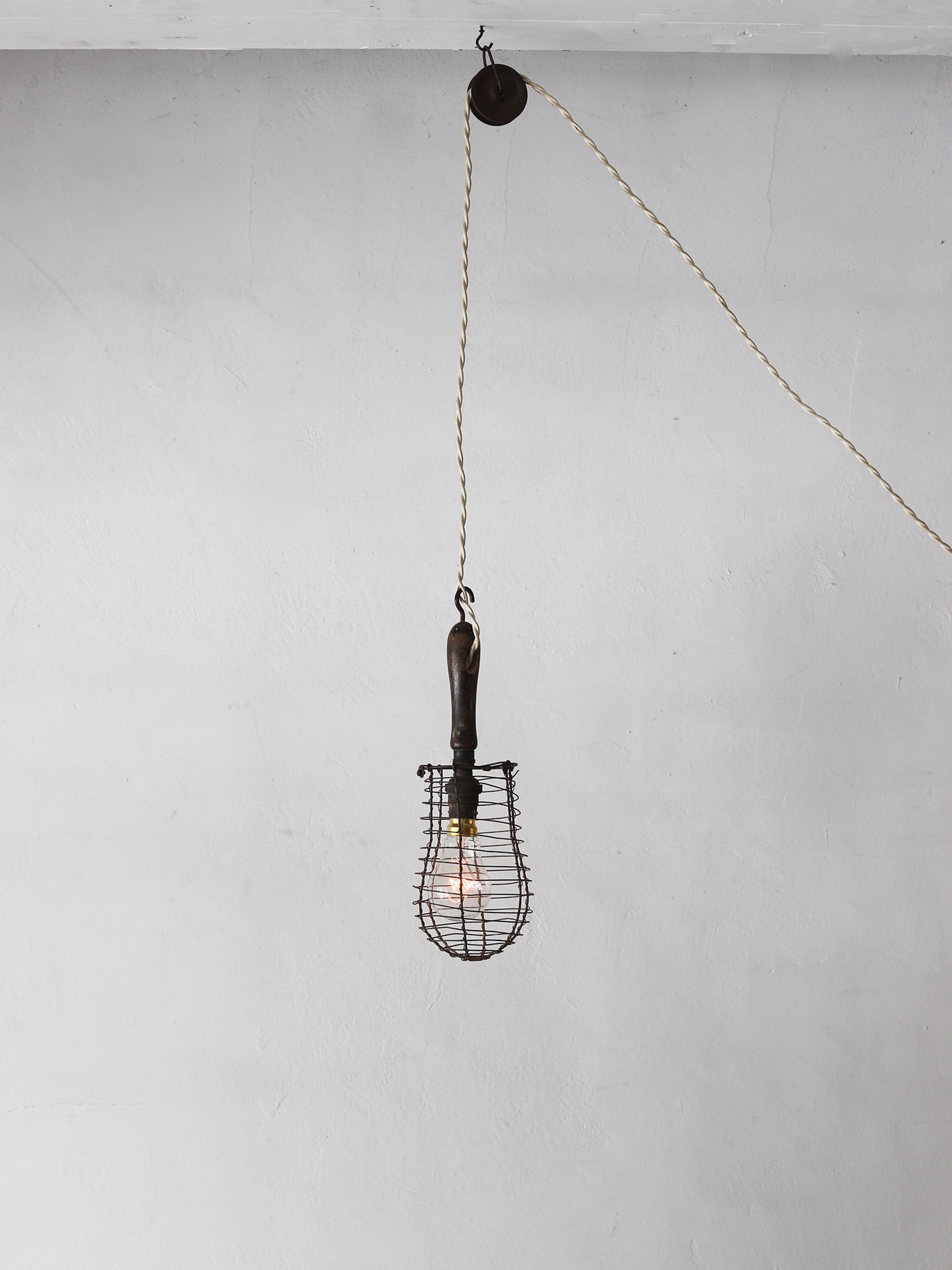 LAMP BALADEUSE FR with PULLEY