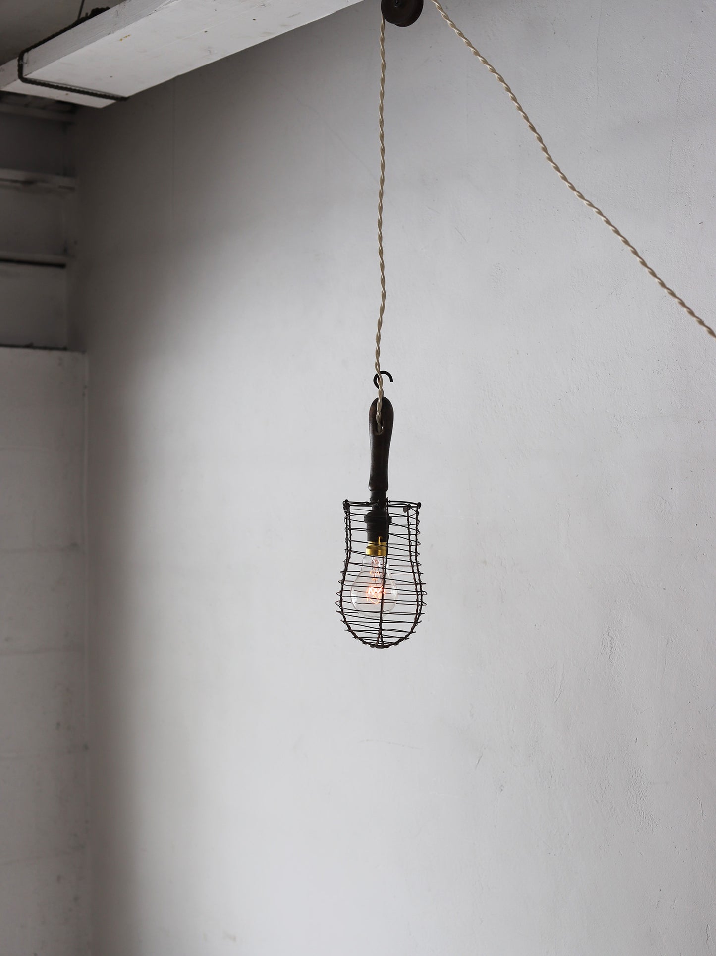 LAMP BALADEUSE FR with PULLEY