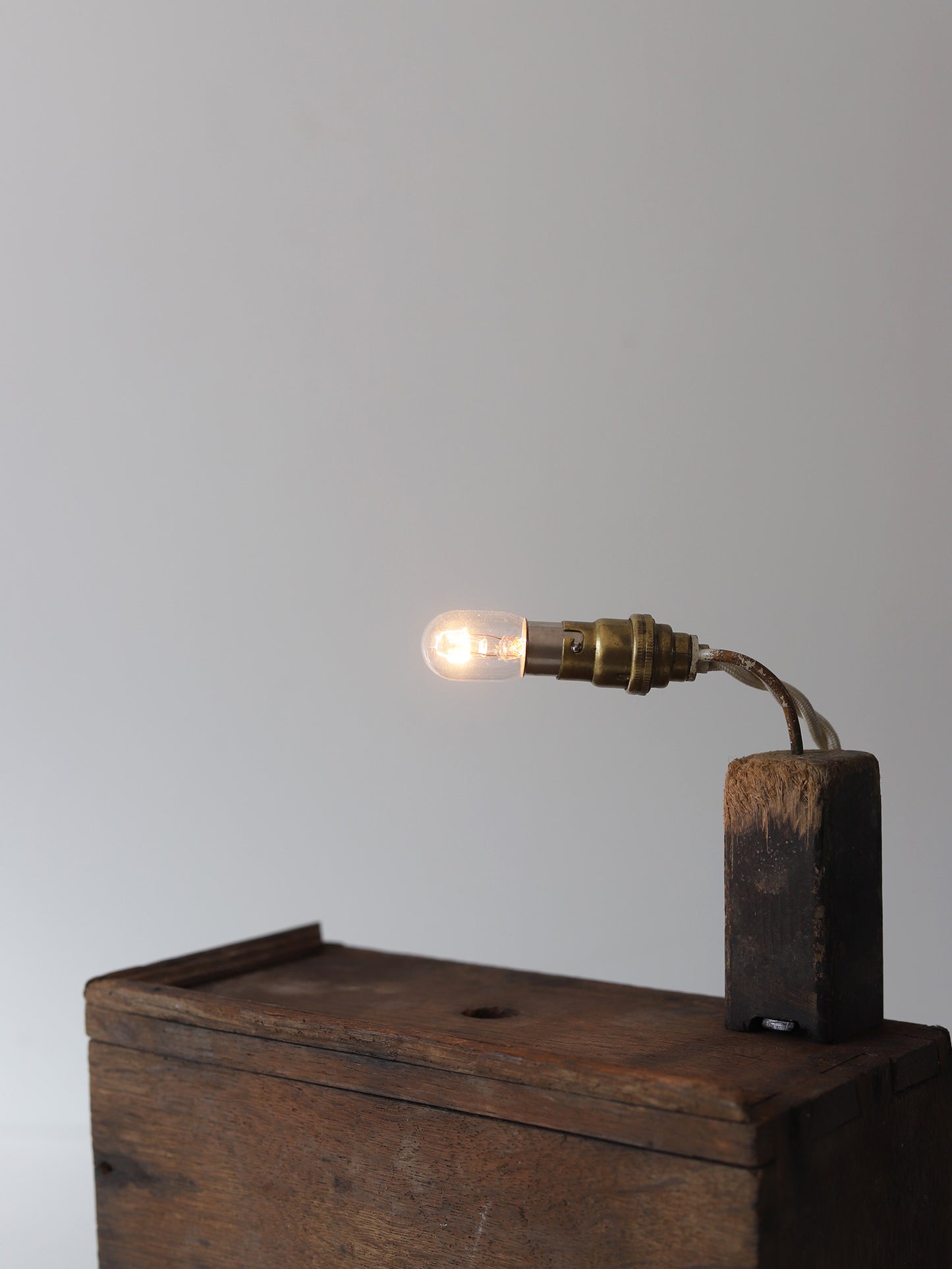 CLAMP LAMP