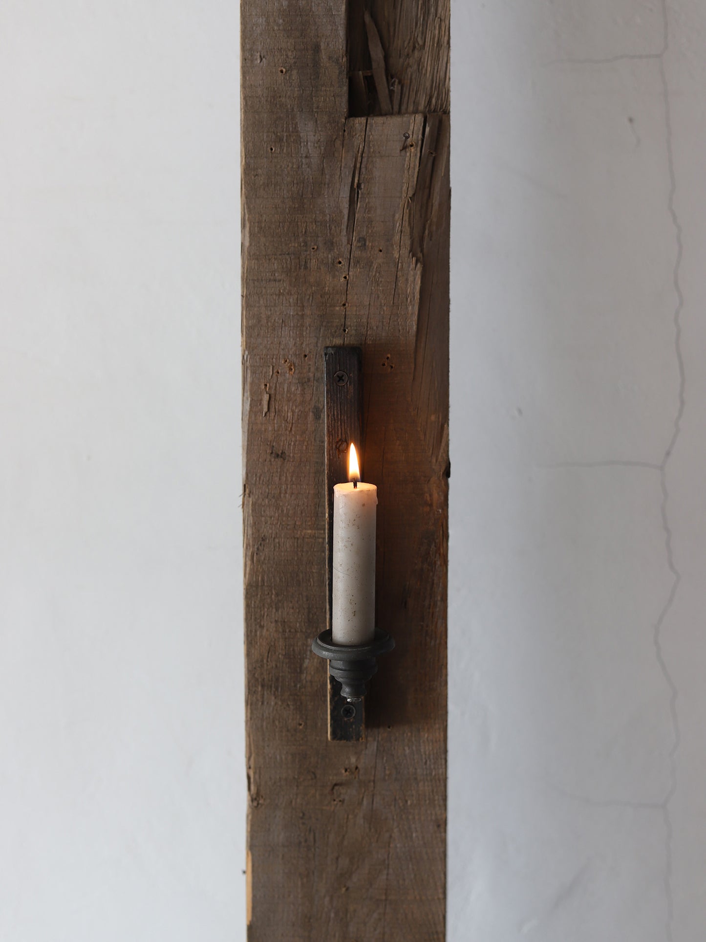 WALL CANDLE STAND