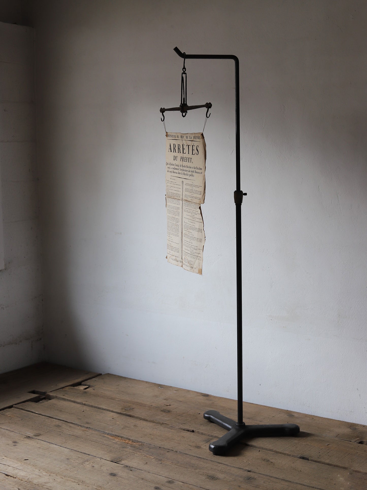 IRON STAND
