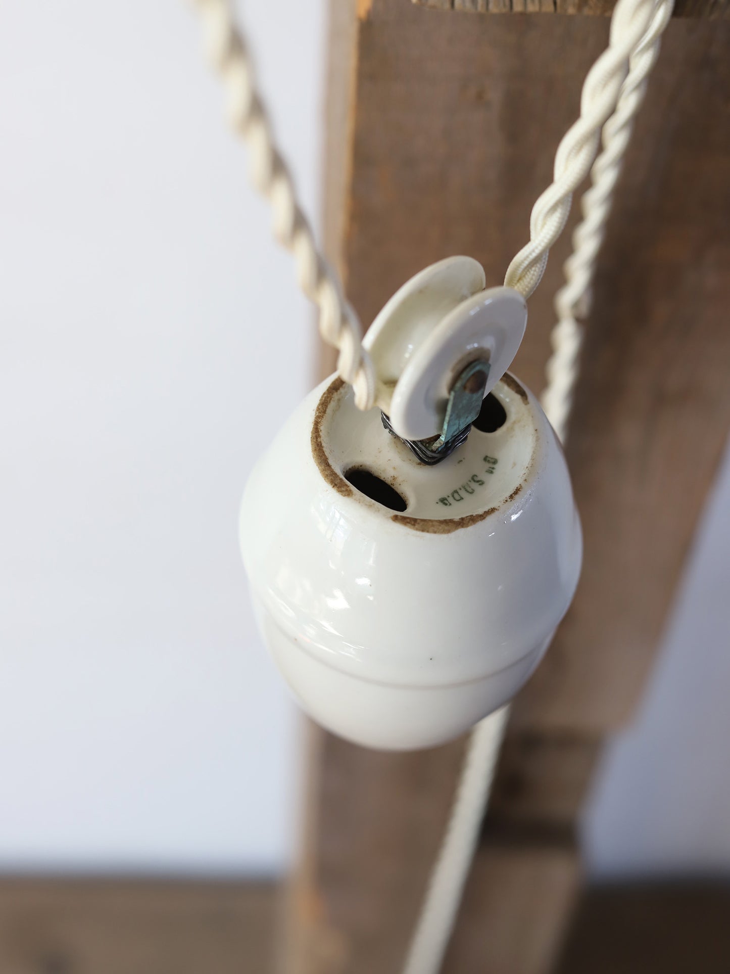 POTTERY LIFTING LAMP