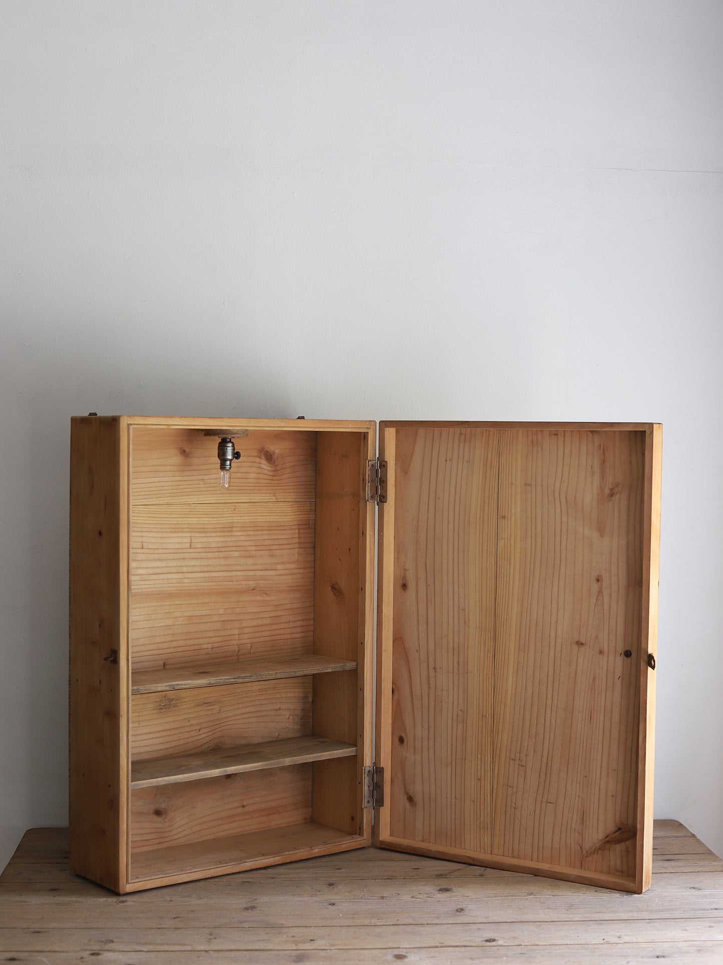 WOODBOX with LAMP