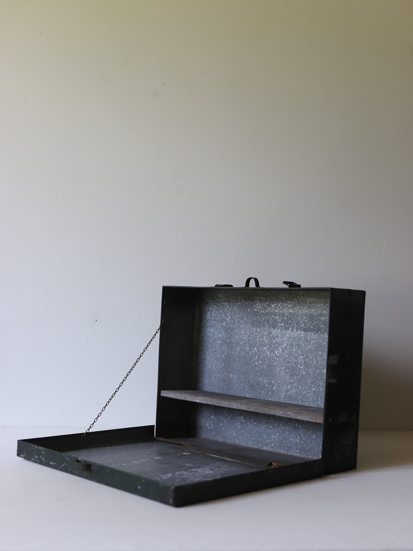 IRON TOOL BOX