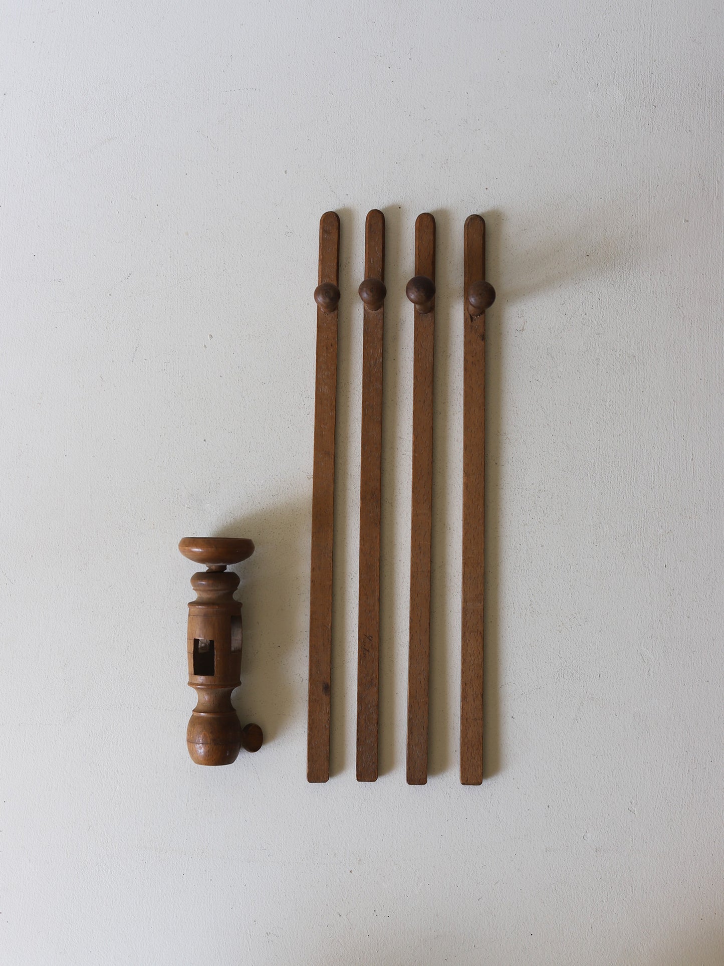 HANGER STAND